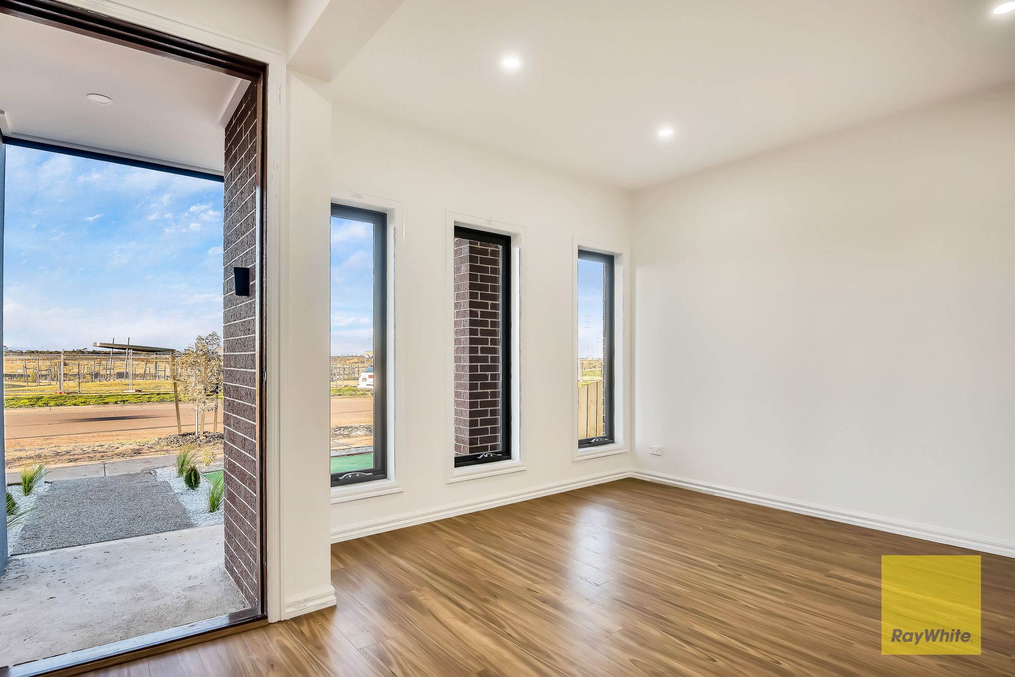 25 Clementine Boulevard, Tarneit, VIC 3029