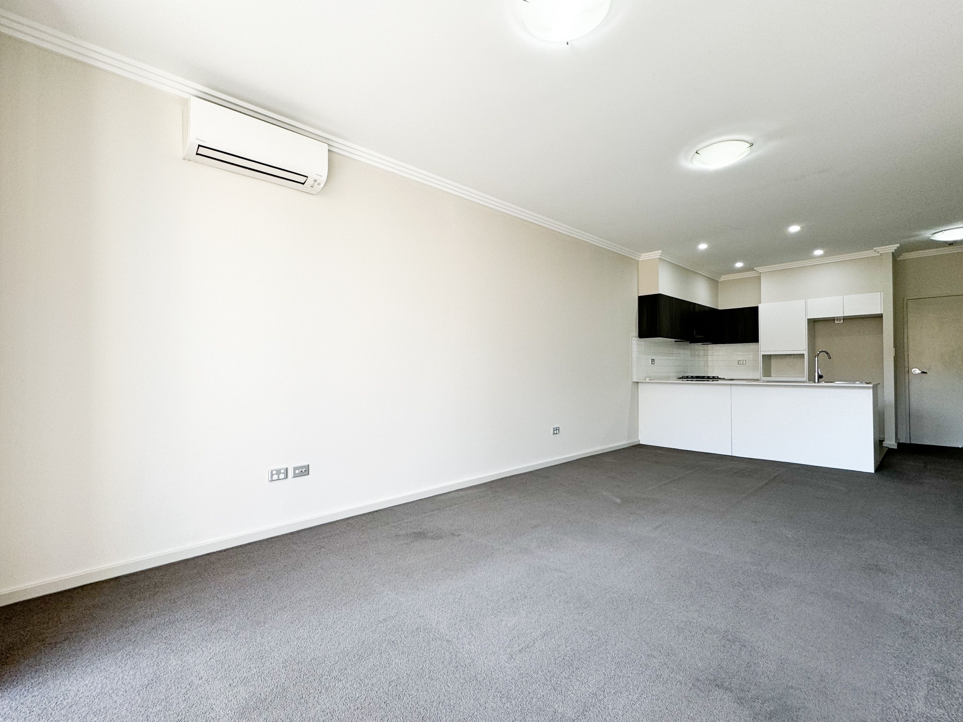 D106/48-56 Derby Street, Kingswood, NSW 2747