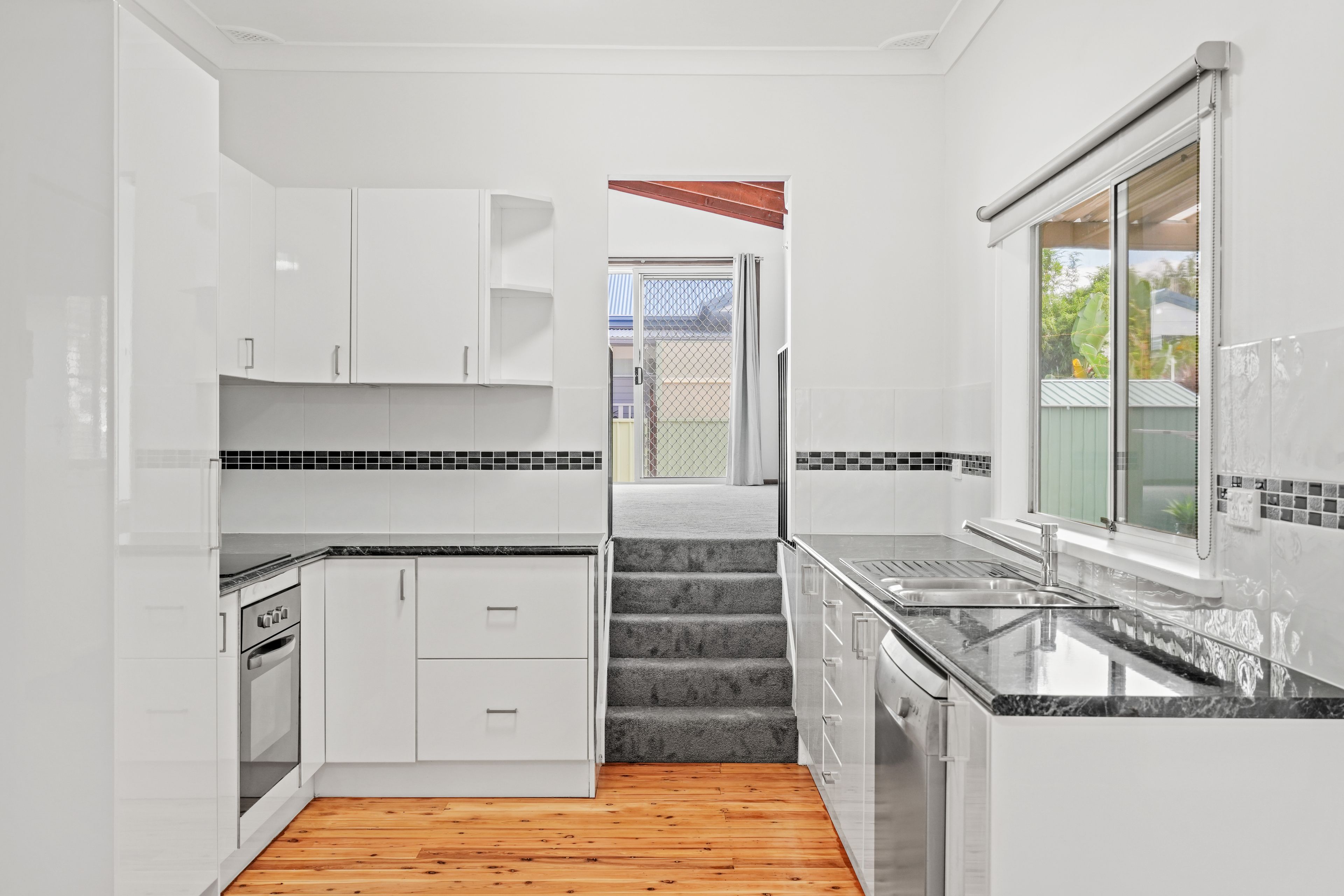 8 Boongala Avenue, Empire Bay, NSW 2257