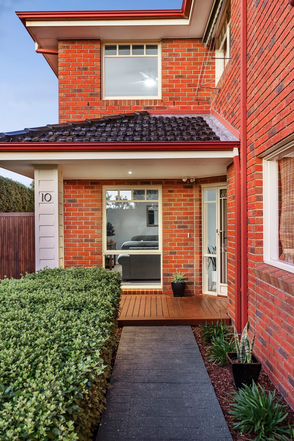 10 Astrid Court, Berwick, VIC 3806