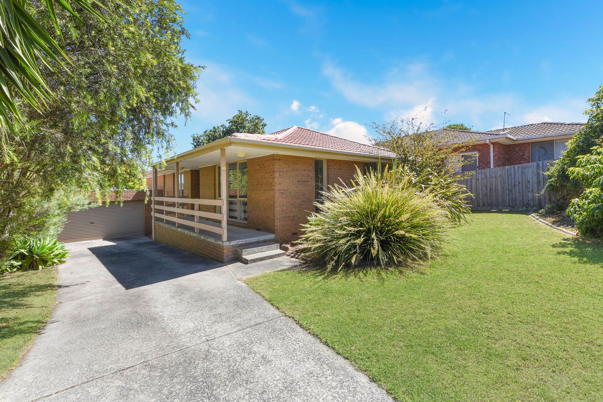 11 Maryn Close, Berwick VIC 3806