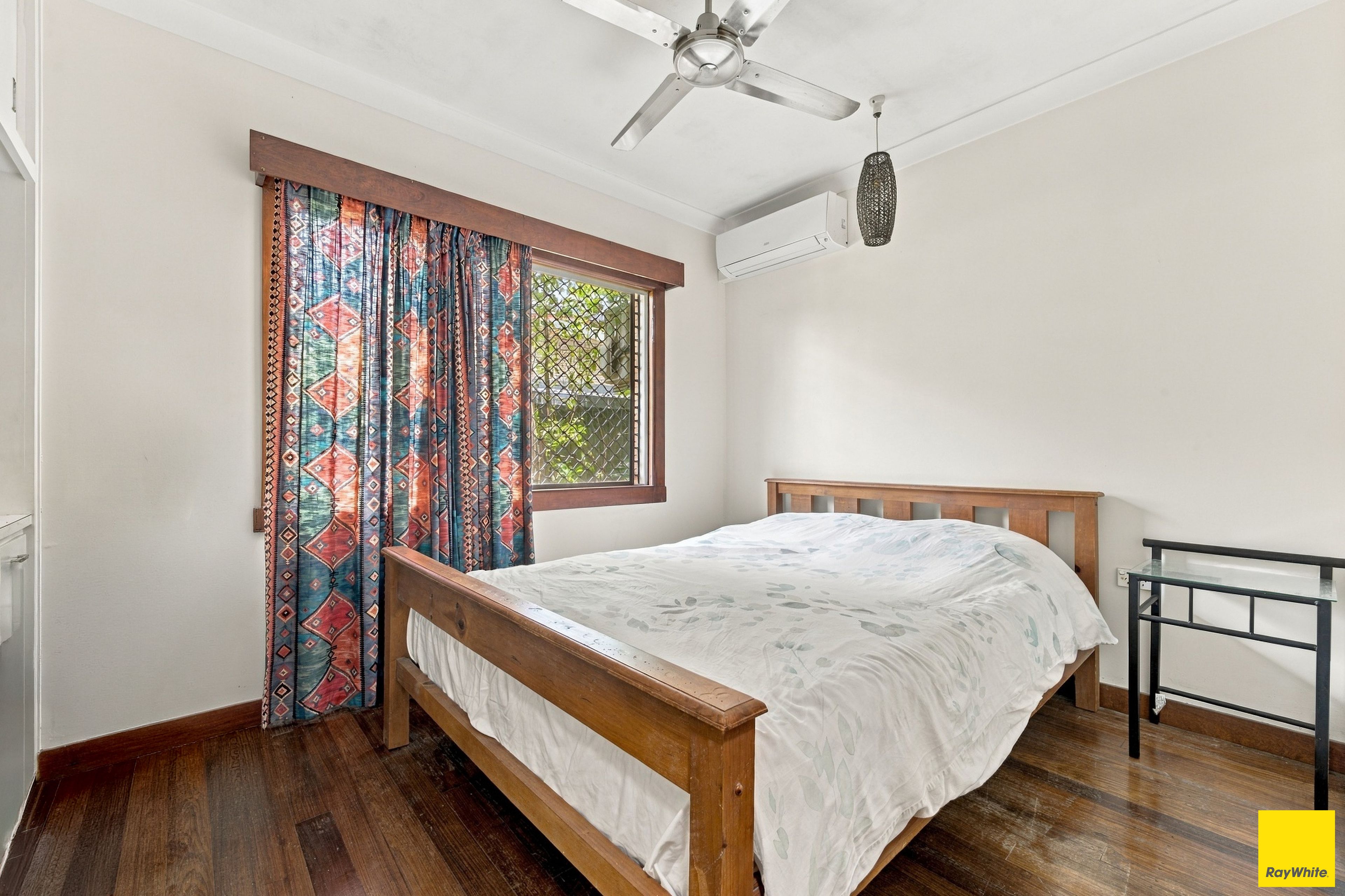17-19 Dillon Street — photo 8 of 19