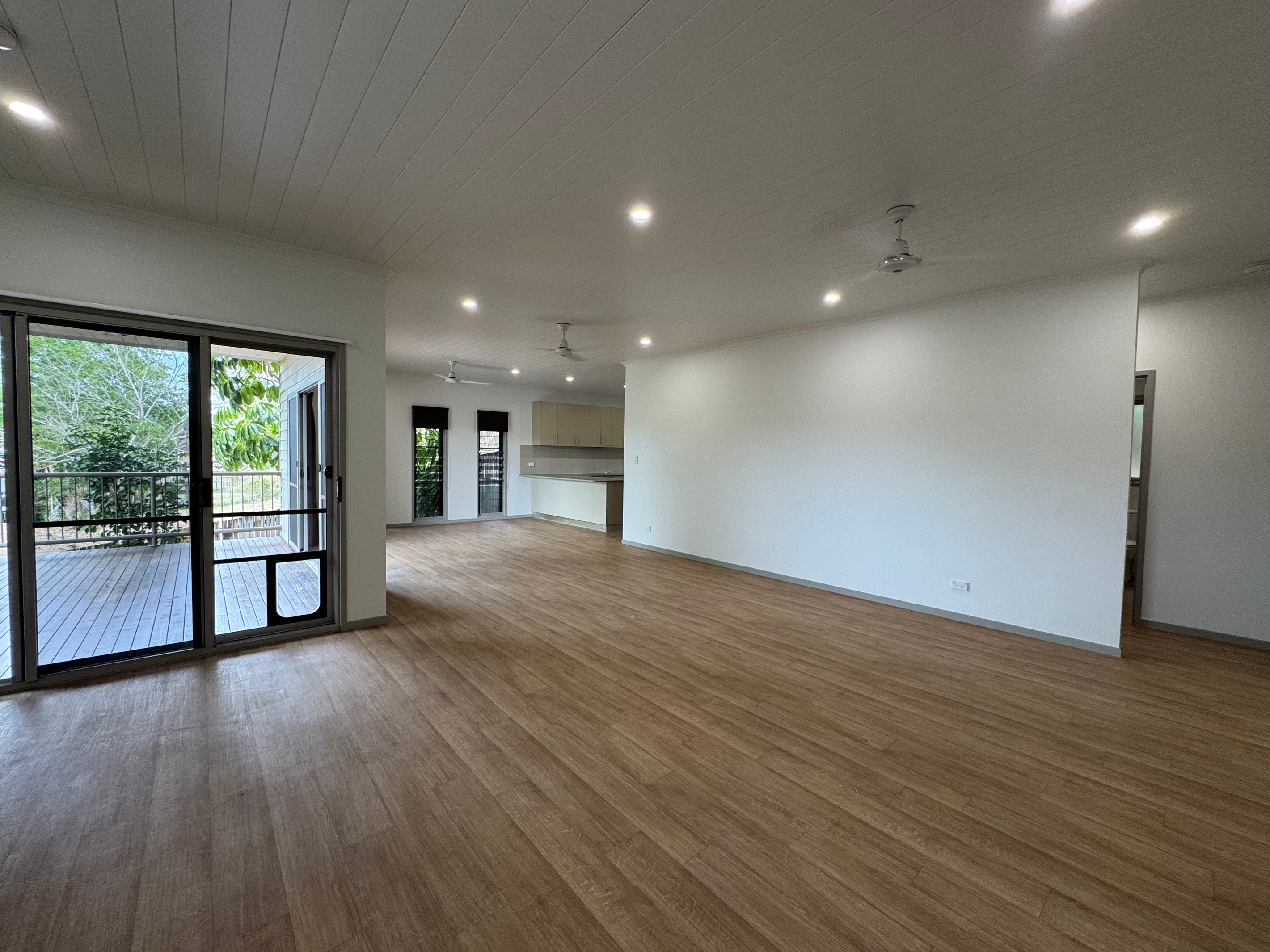 41B South Molle Boulevard, Cannonvale, QLD 4802