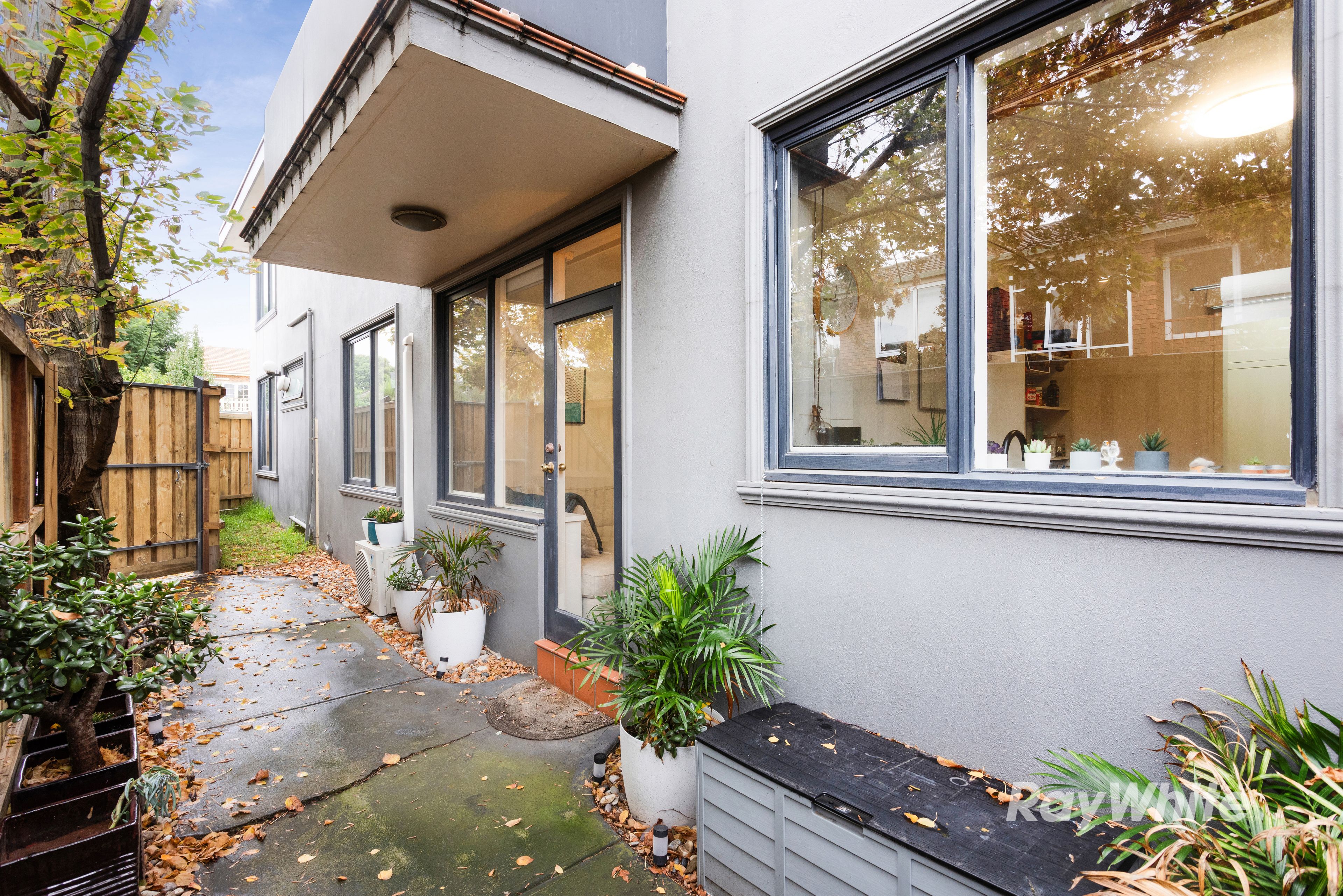 1/25 Holloway Street, Ormond, VIC 3204