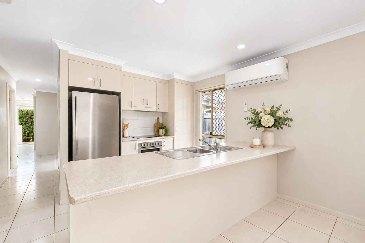 44 Mackintosh Drive — photo 4 of 20