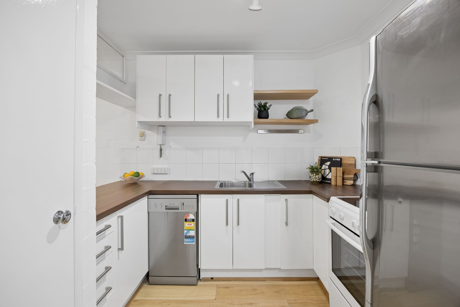 13/34 Smith Street — photo 8 of 26