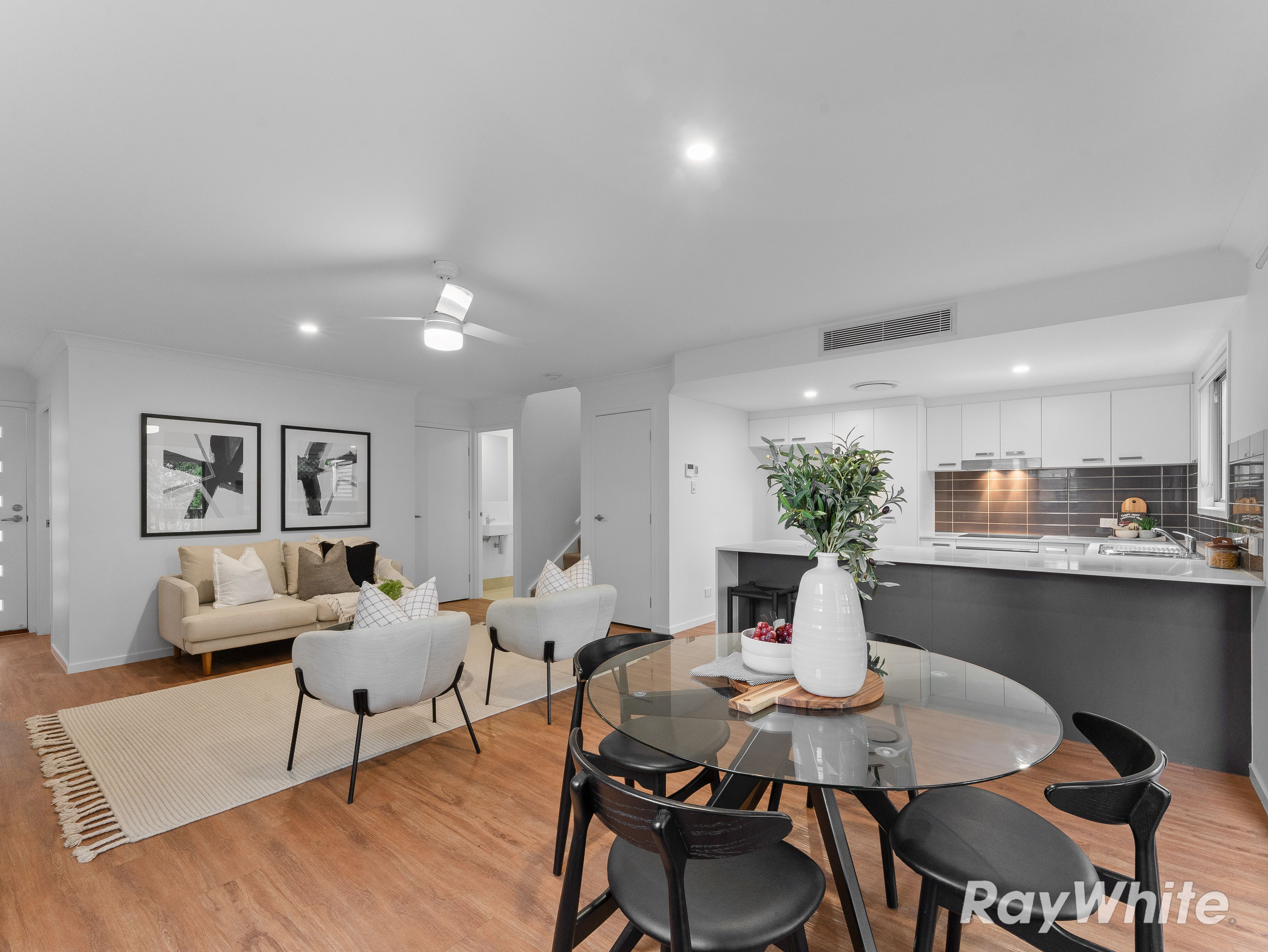 62 Plucks Road, Arana Hills QLD 4054