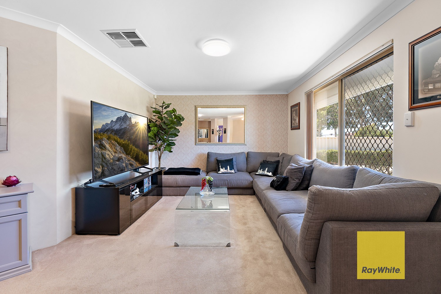 159 Warton Road, Thornlie, WA 6108