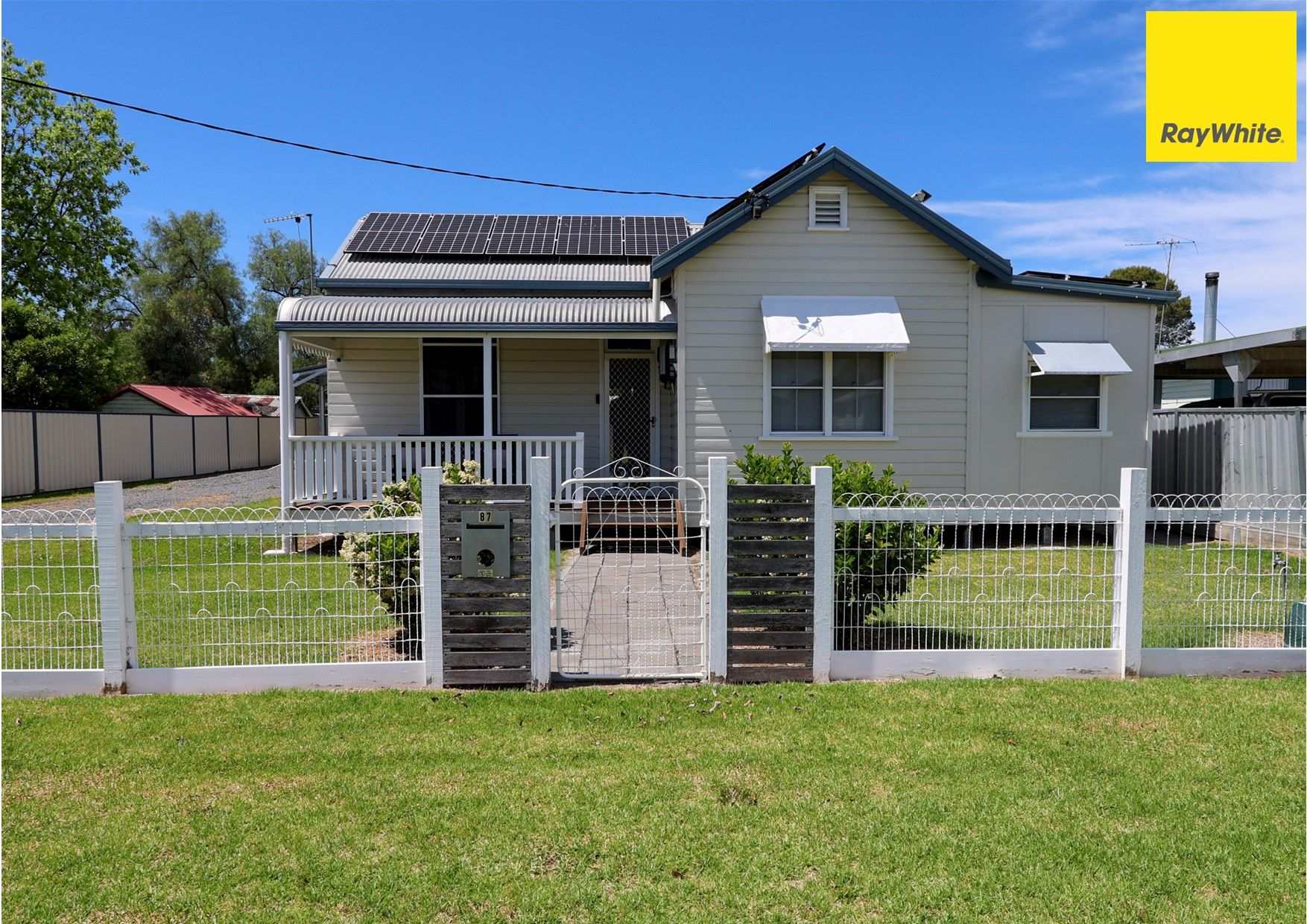 87 Granville Street, Inverell NSW 2360