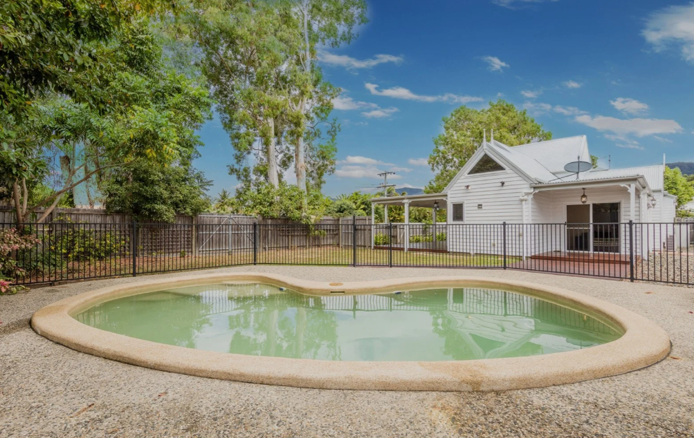 24 Saint Crispin Street — photo 9 of 15