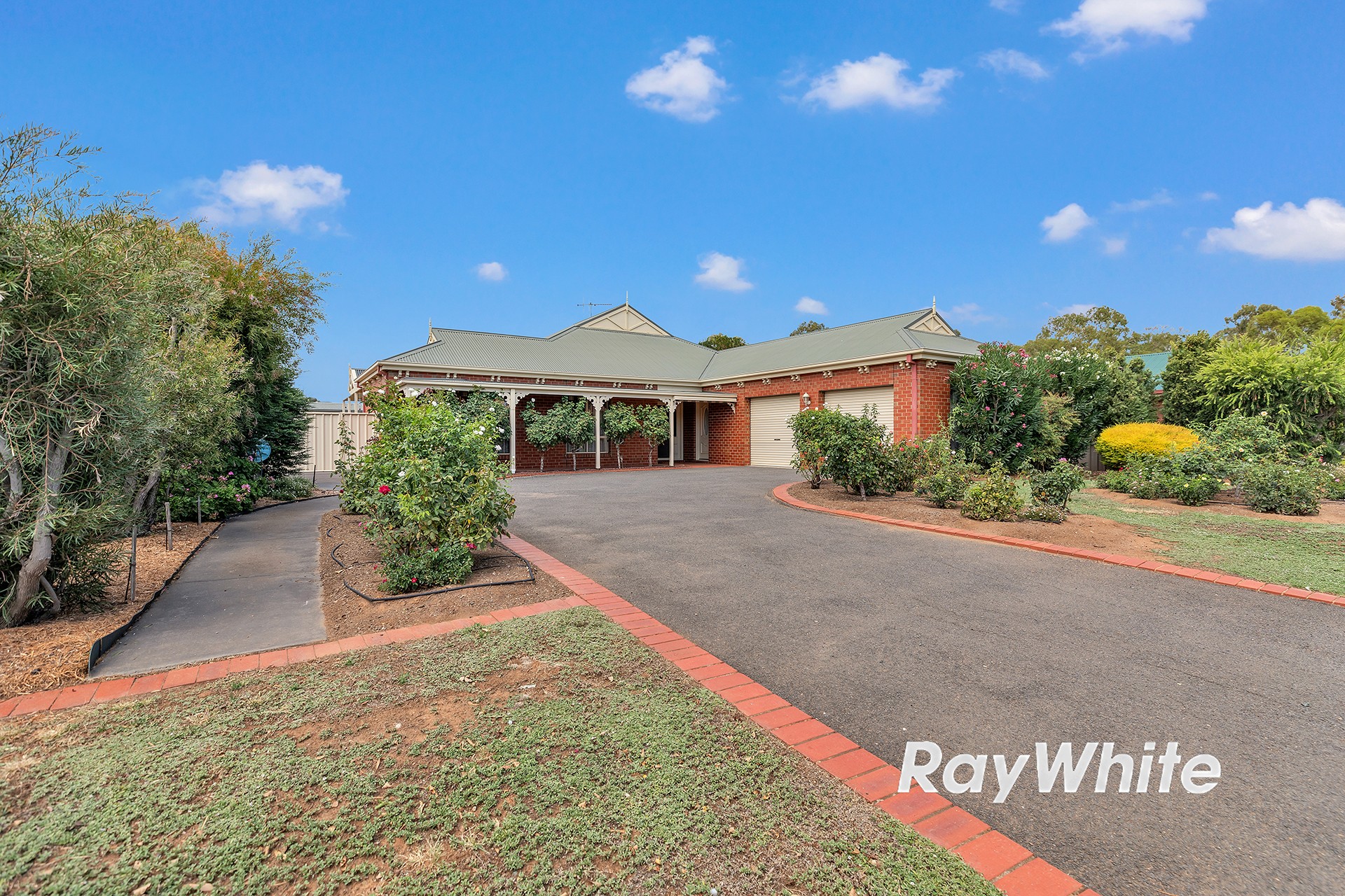 19 William Street, Rochester, VIC 3561