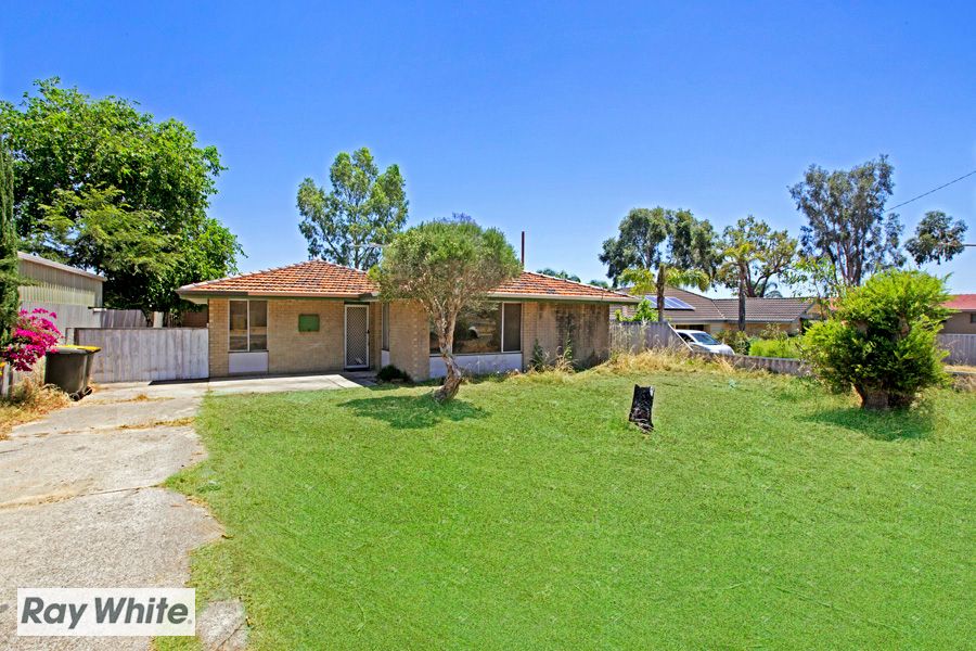 52 Connell Way, Girrawheen, WA 6064