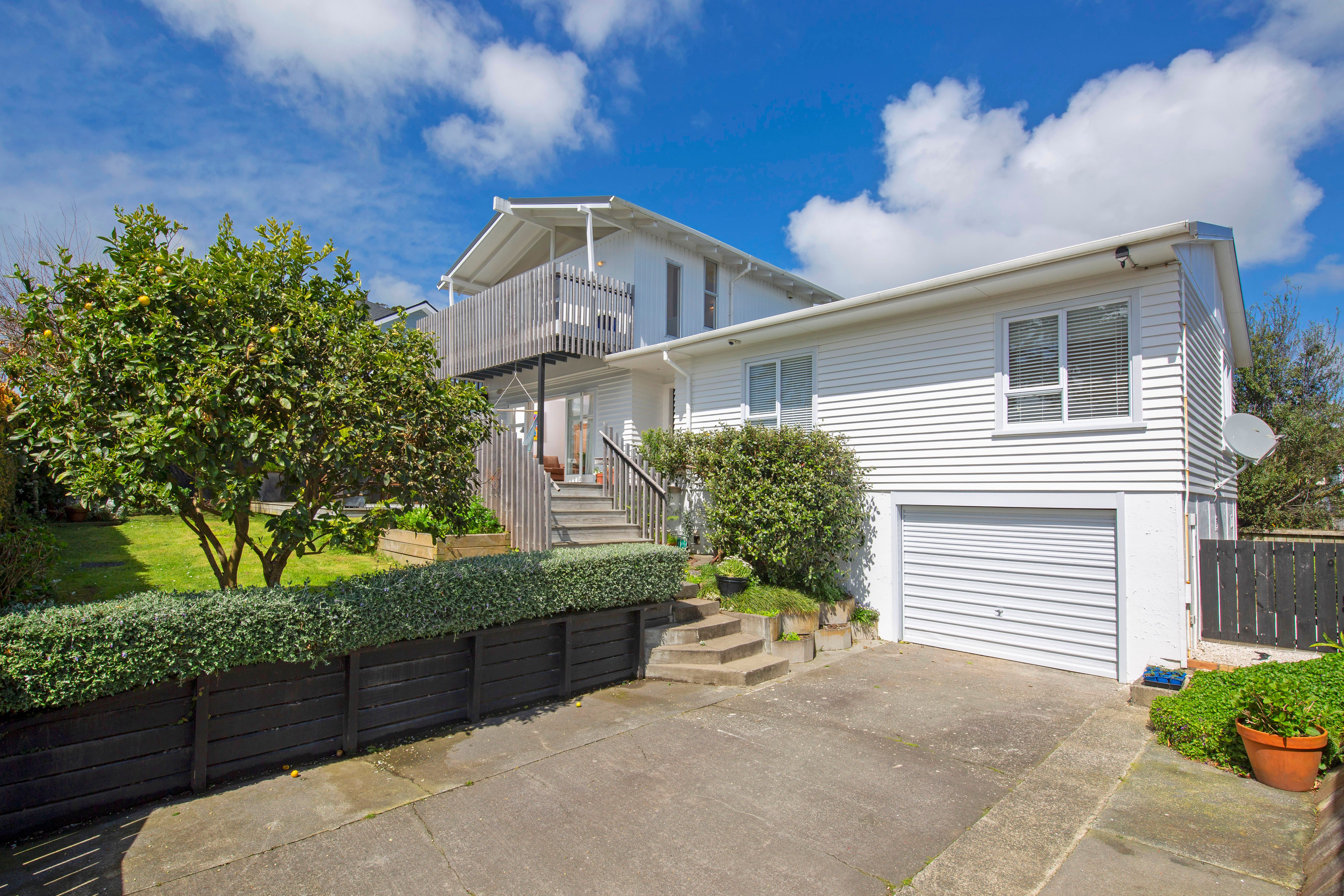 1/4 Gibraltar Street, Howick, Manukau City