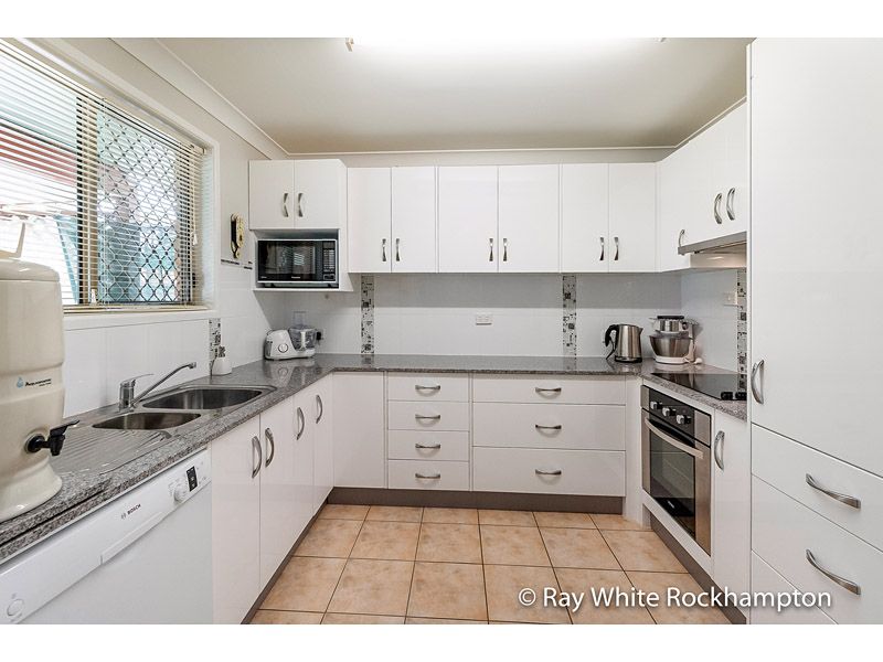 44 O'Shanesy Street, Koongal, QLD 4701
