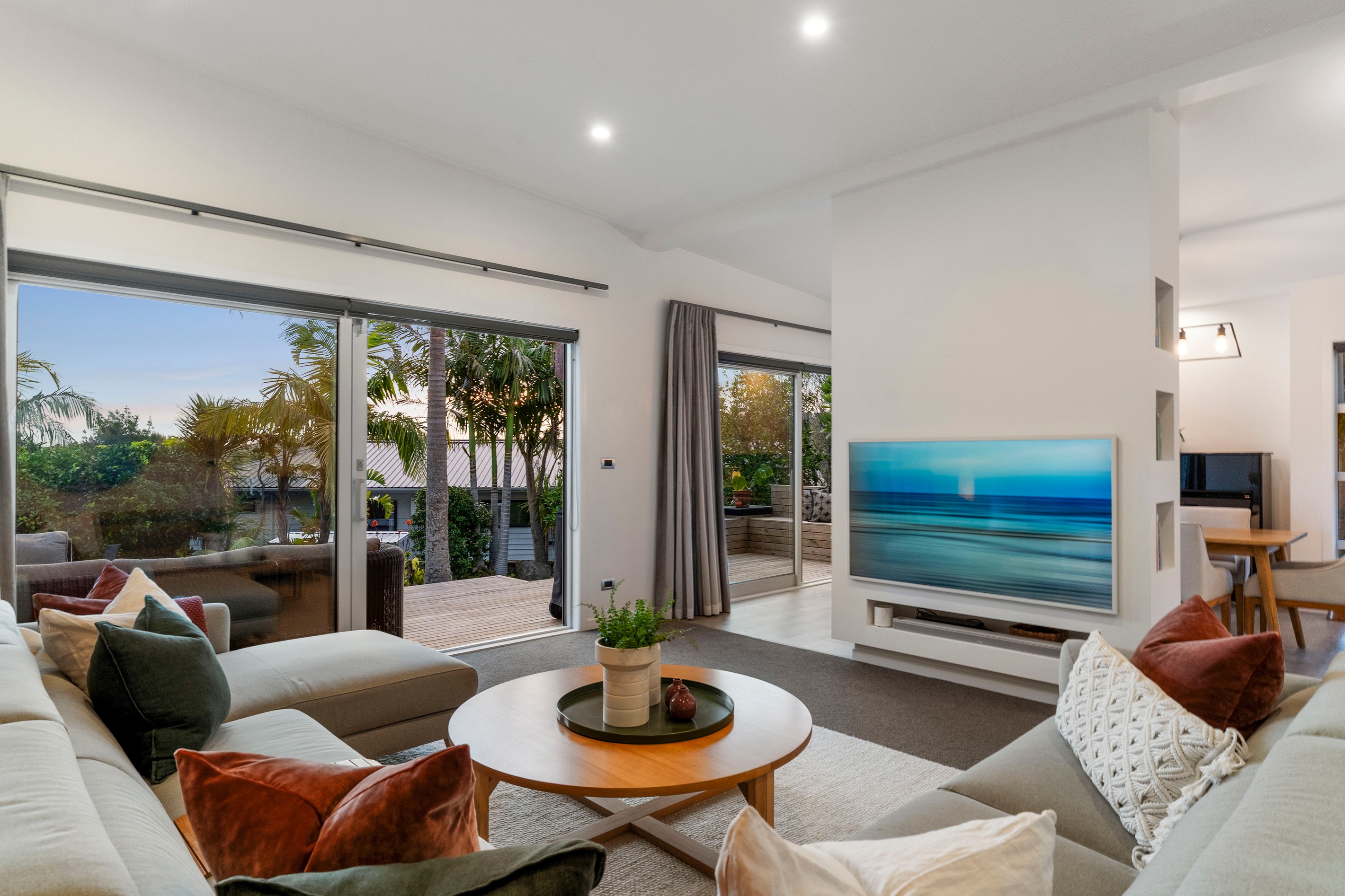 104 Glendhu Road, Bayview, North Shore City