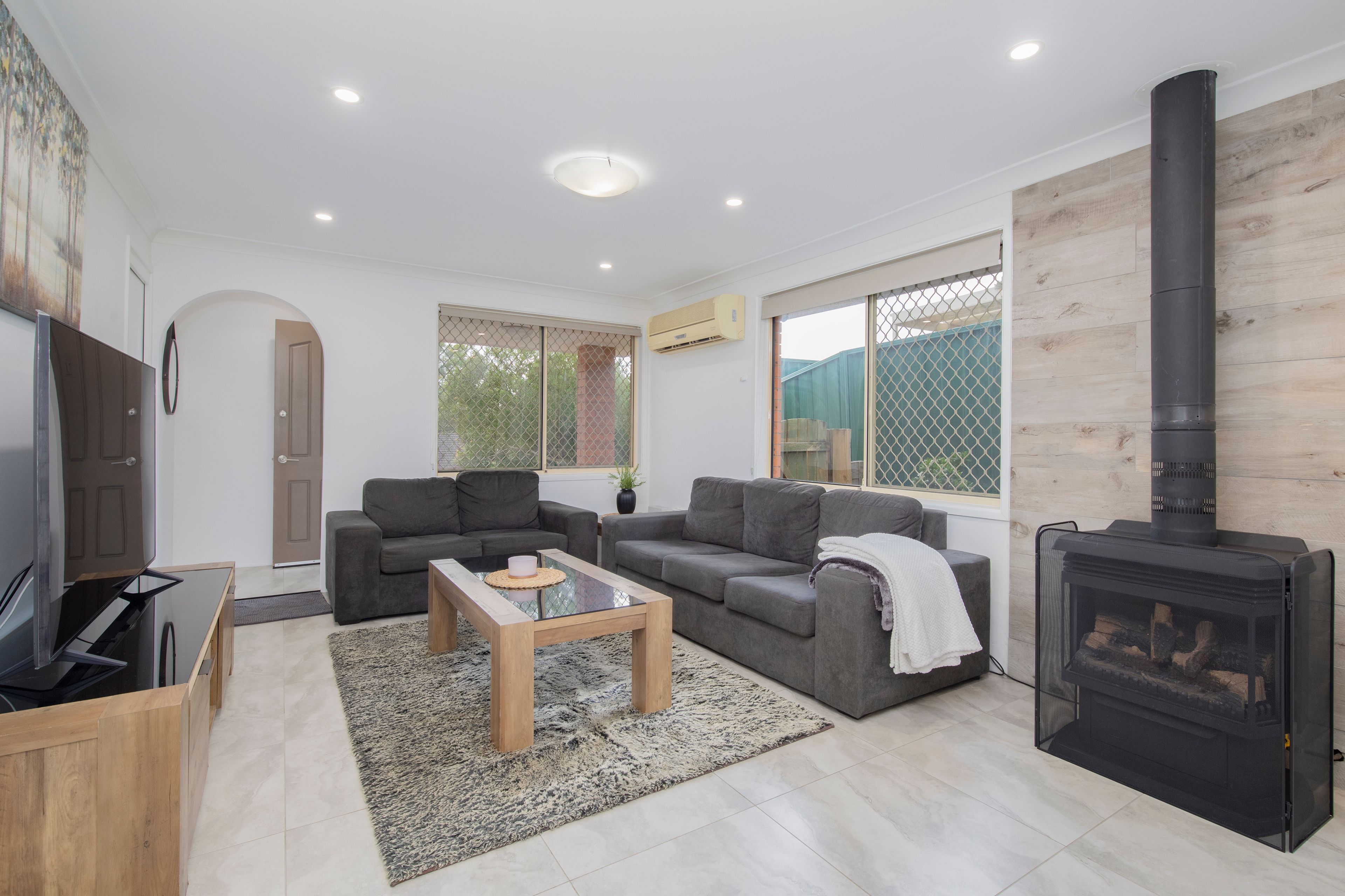 1/4 Simpson Court, Mayfield, NSW 2304