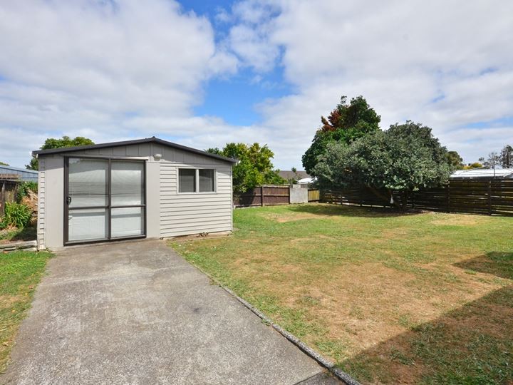 15 Dagenham Street, Manurewa, Manukau City
