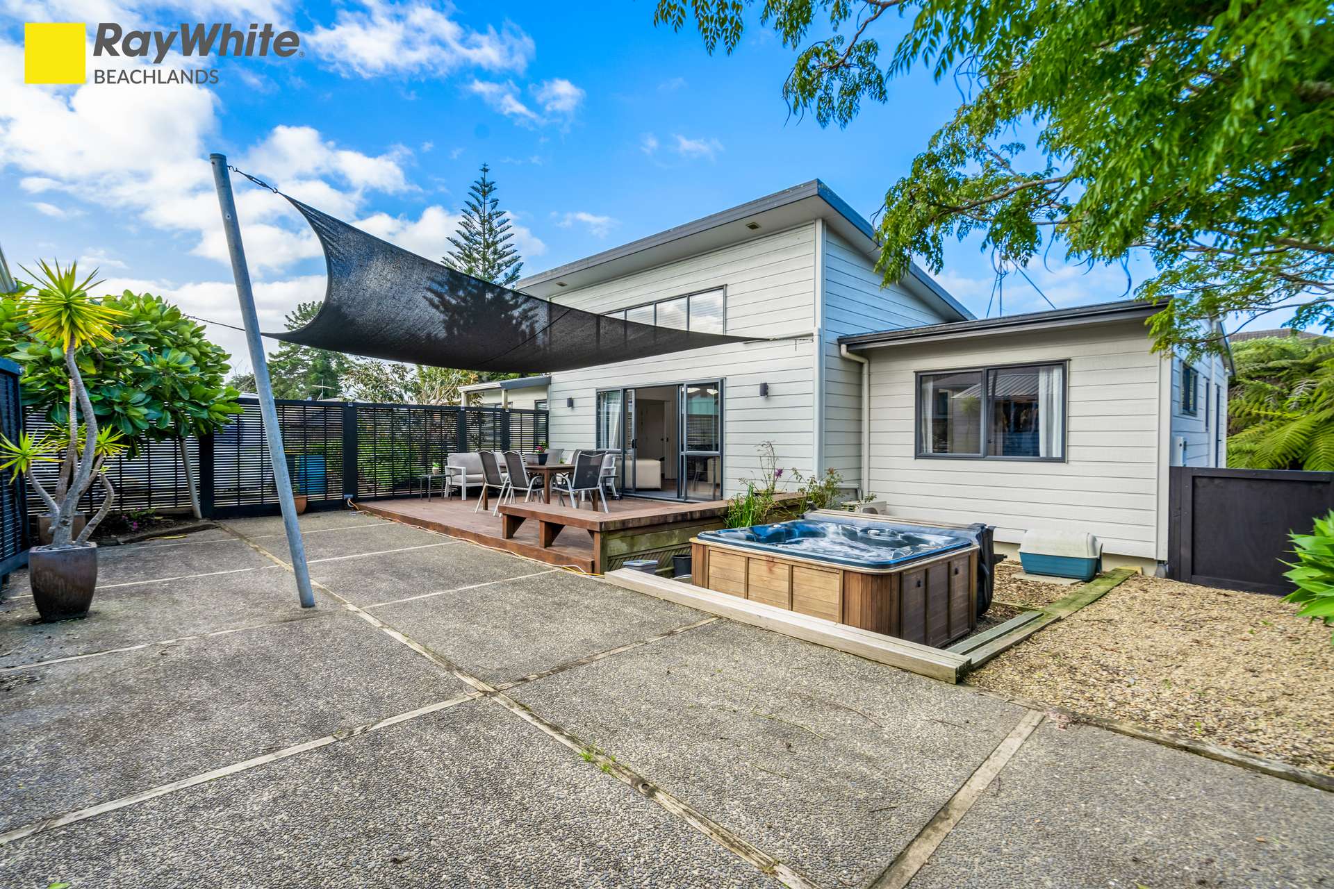 53 Shelly Bay Road photo 0