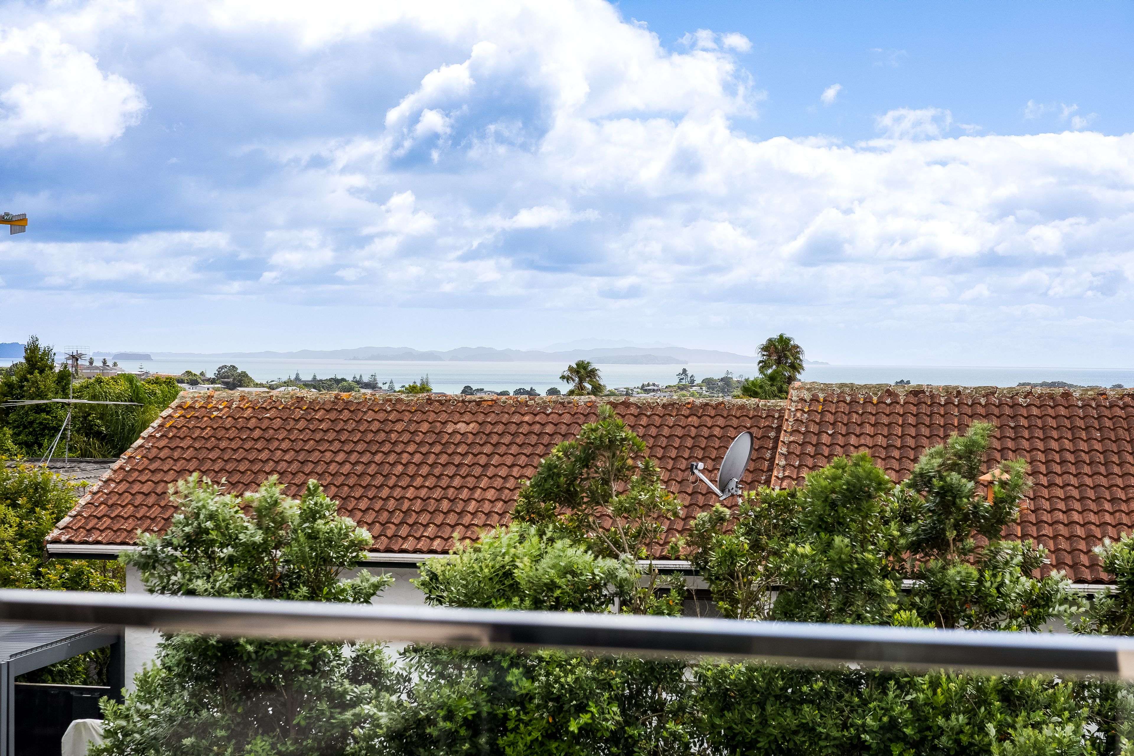 22 Whangaparaoa Road, Red Beach, Rodney