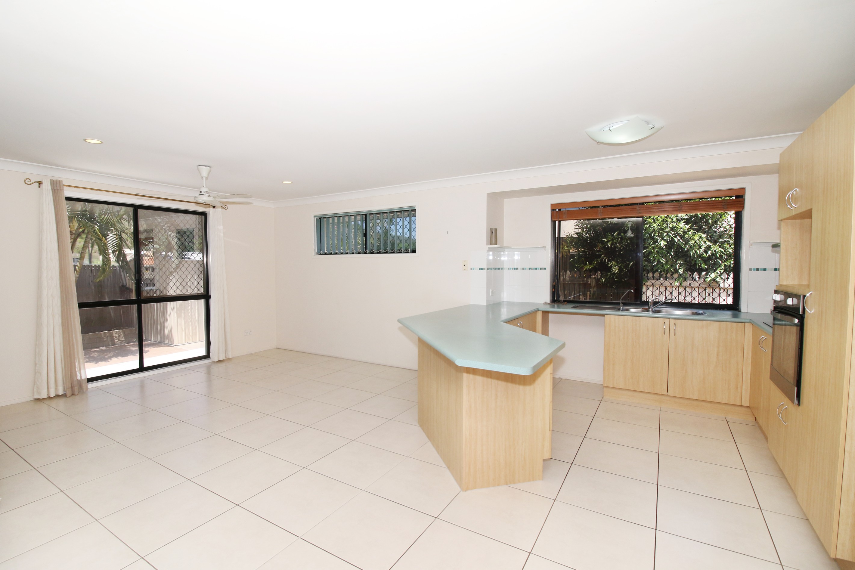 39 Dickenson Place, Kirwan, QLD 4817