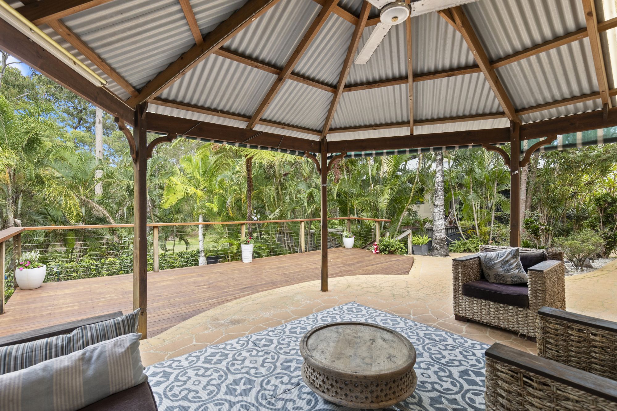 4 Tea Gardens Place — photo 6 of 27