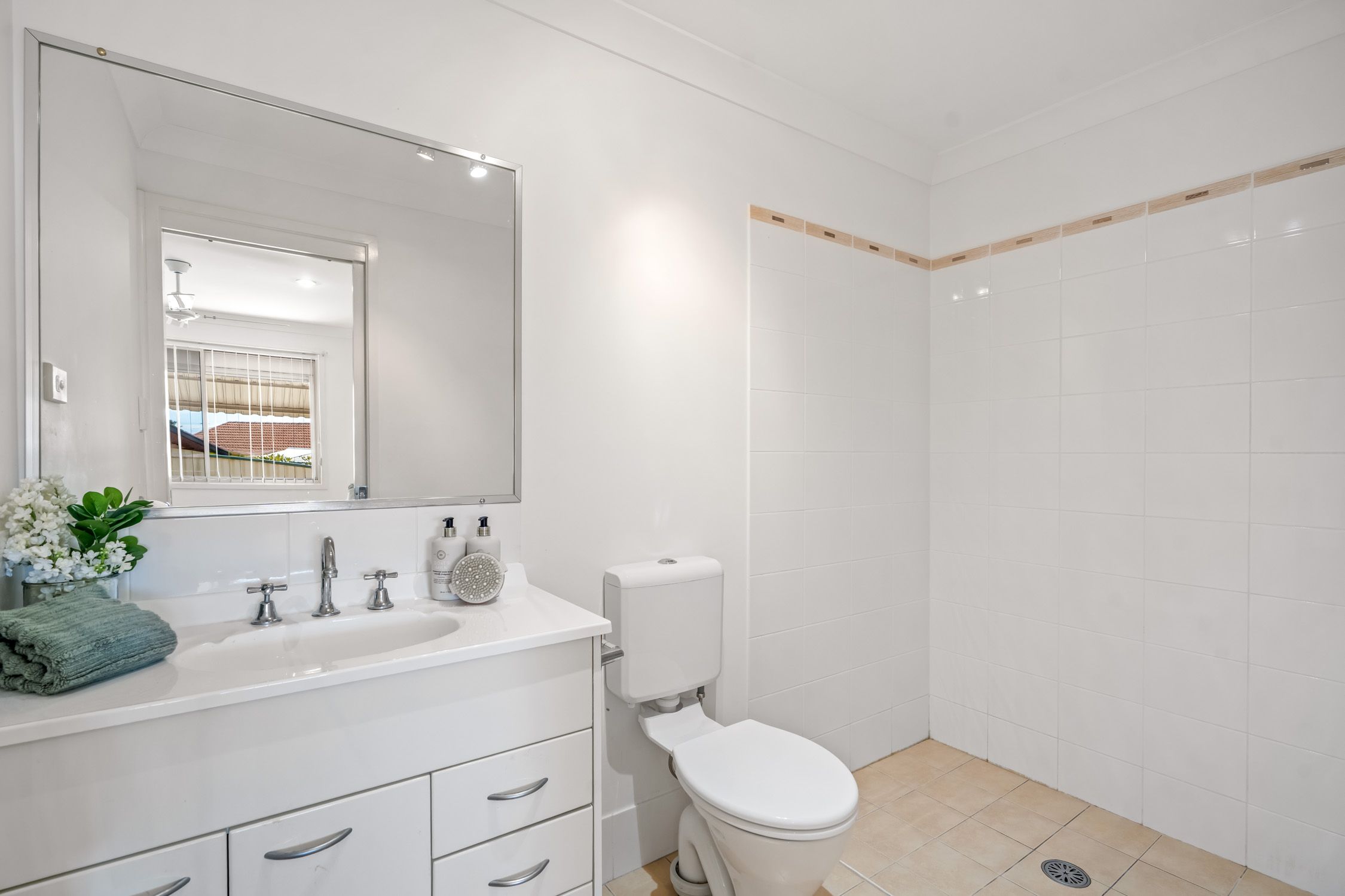 53A Robertson Road — photo 11 of 13