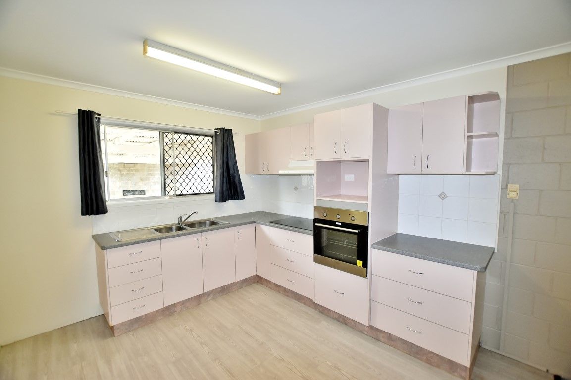 2/9 McCann Street, South Gladstone, QLD 4680