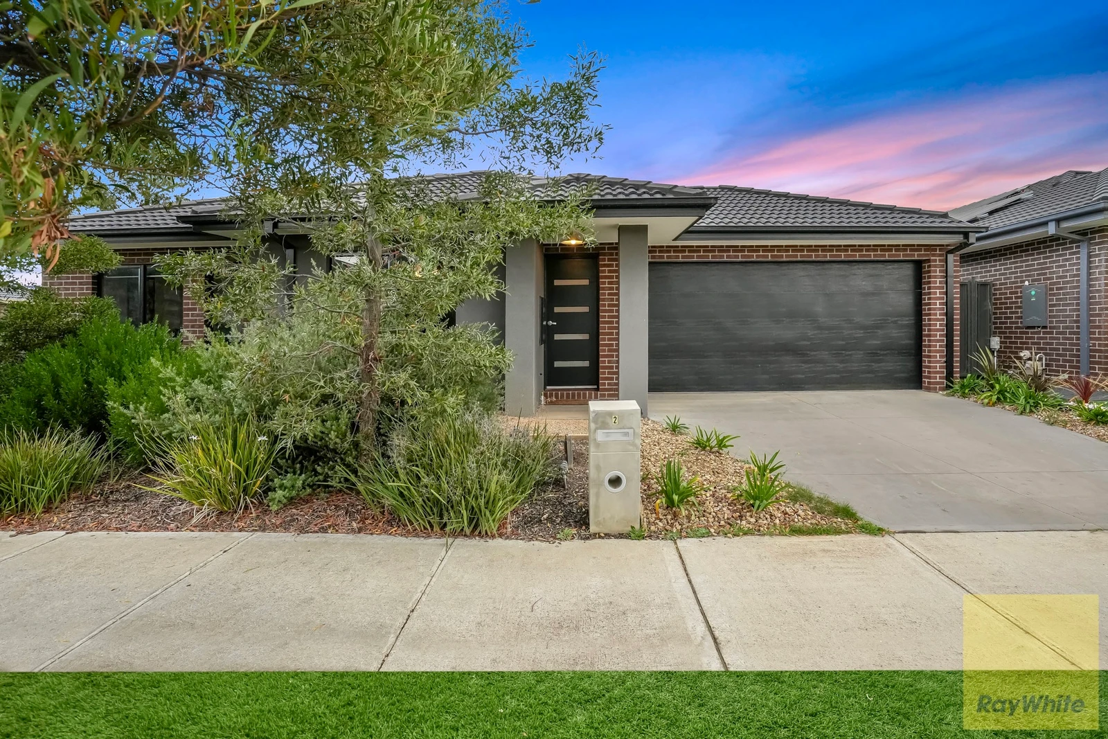 2 Oaky Crescent, COBBLEBANK, VIC 3338
