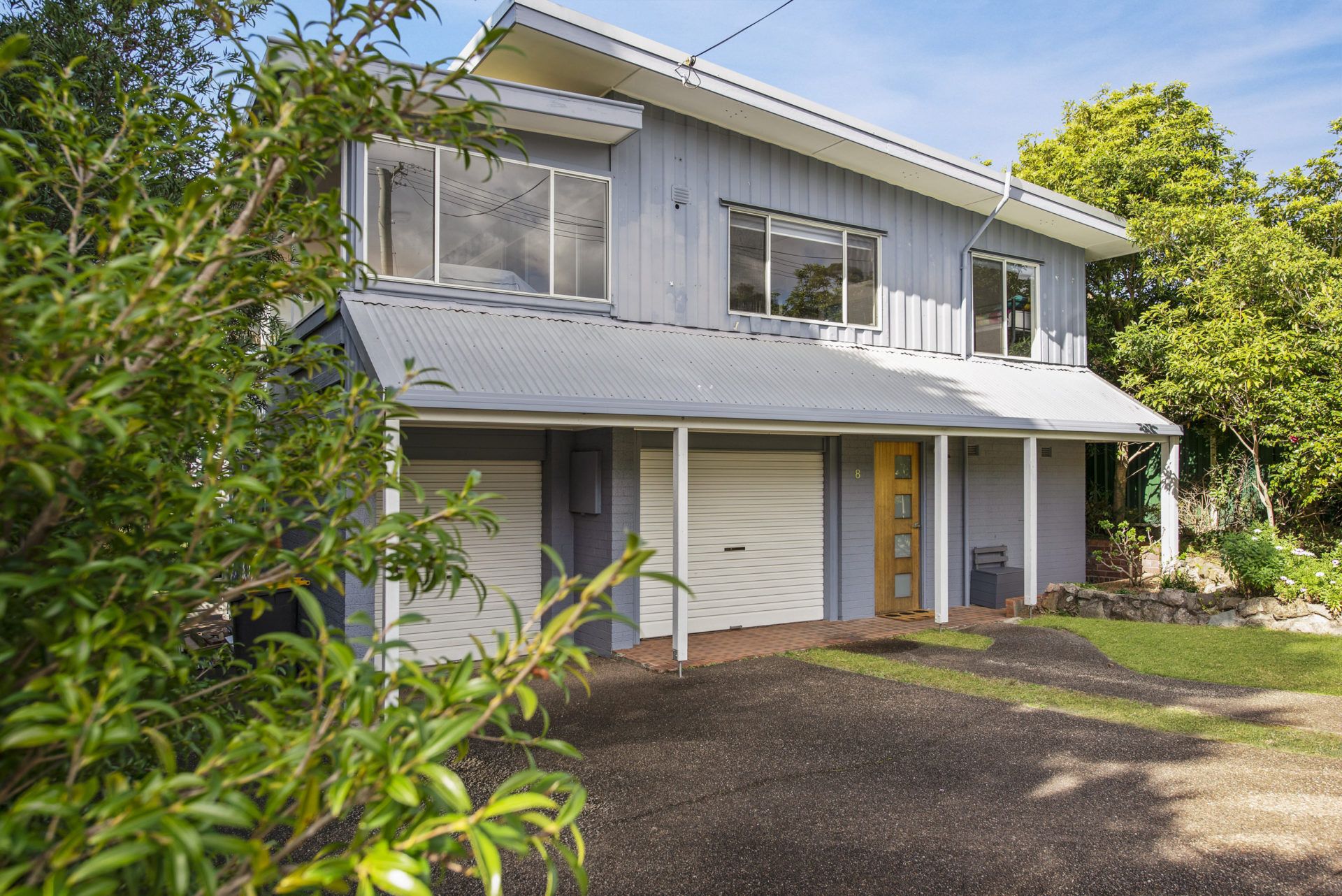 8 Ingold Avenue
