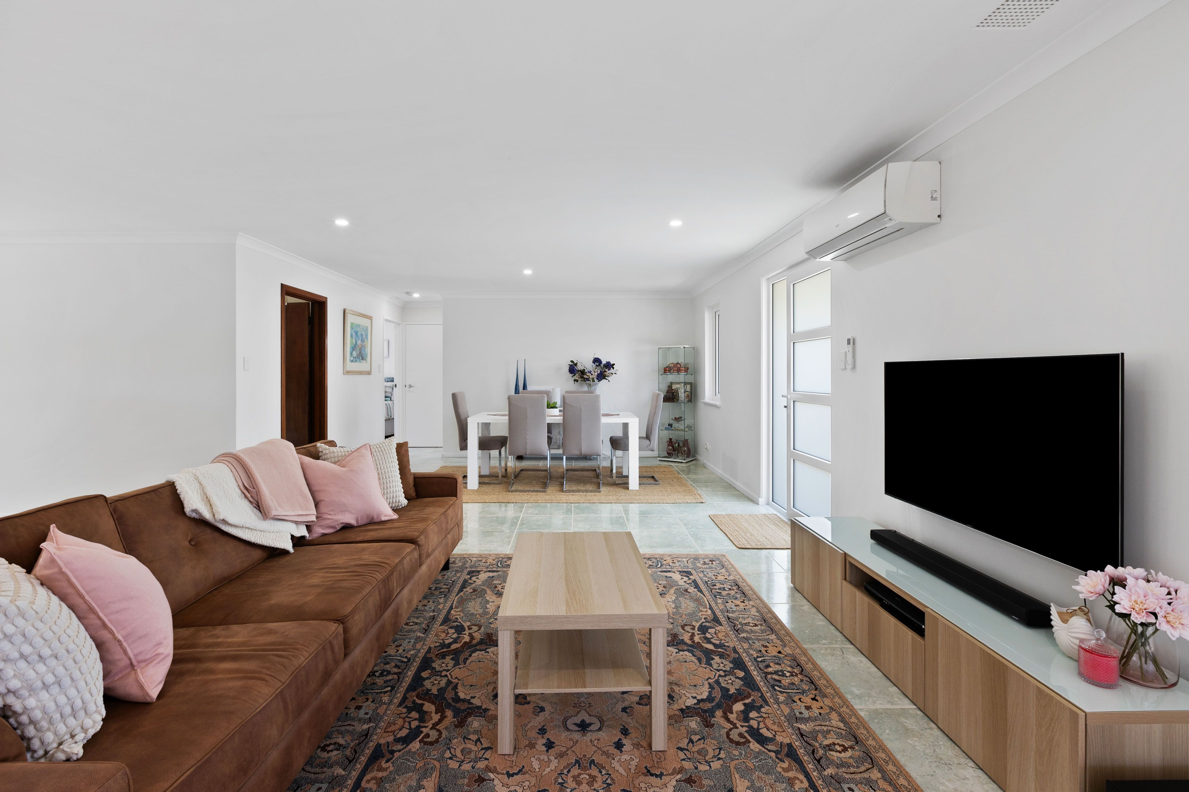 1/63 North Beach Road — photo 5 of 17