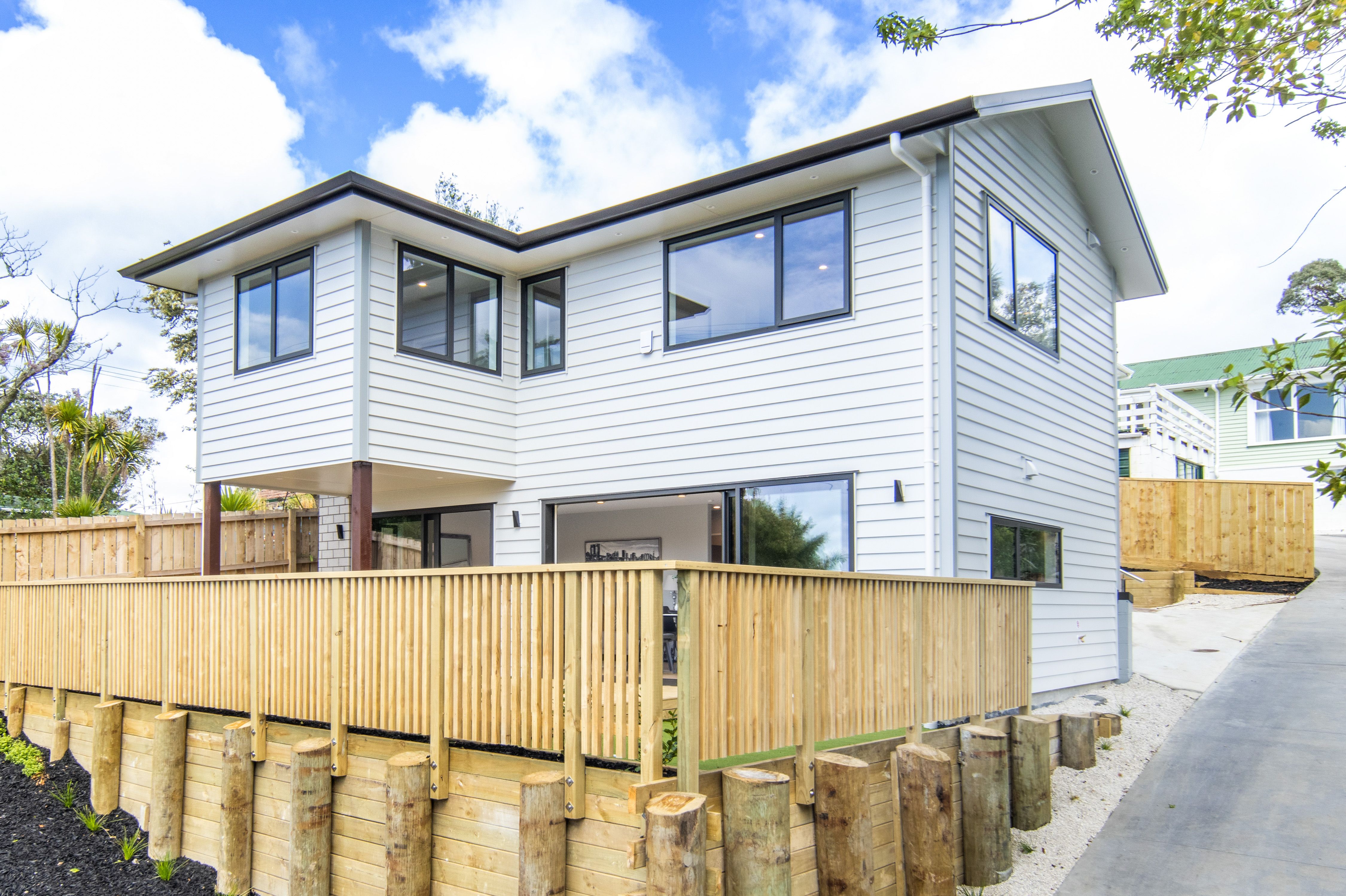15A Stottholm Road, Titirangi, Waitakere City