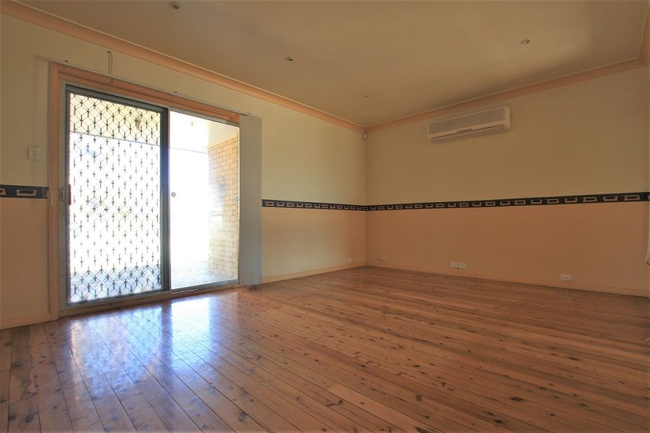 87 Oxford Street, Ingleburn, NSW 2565