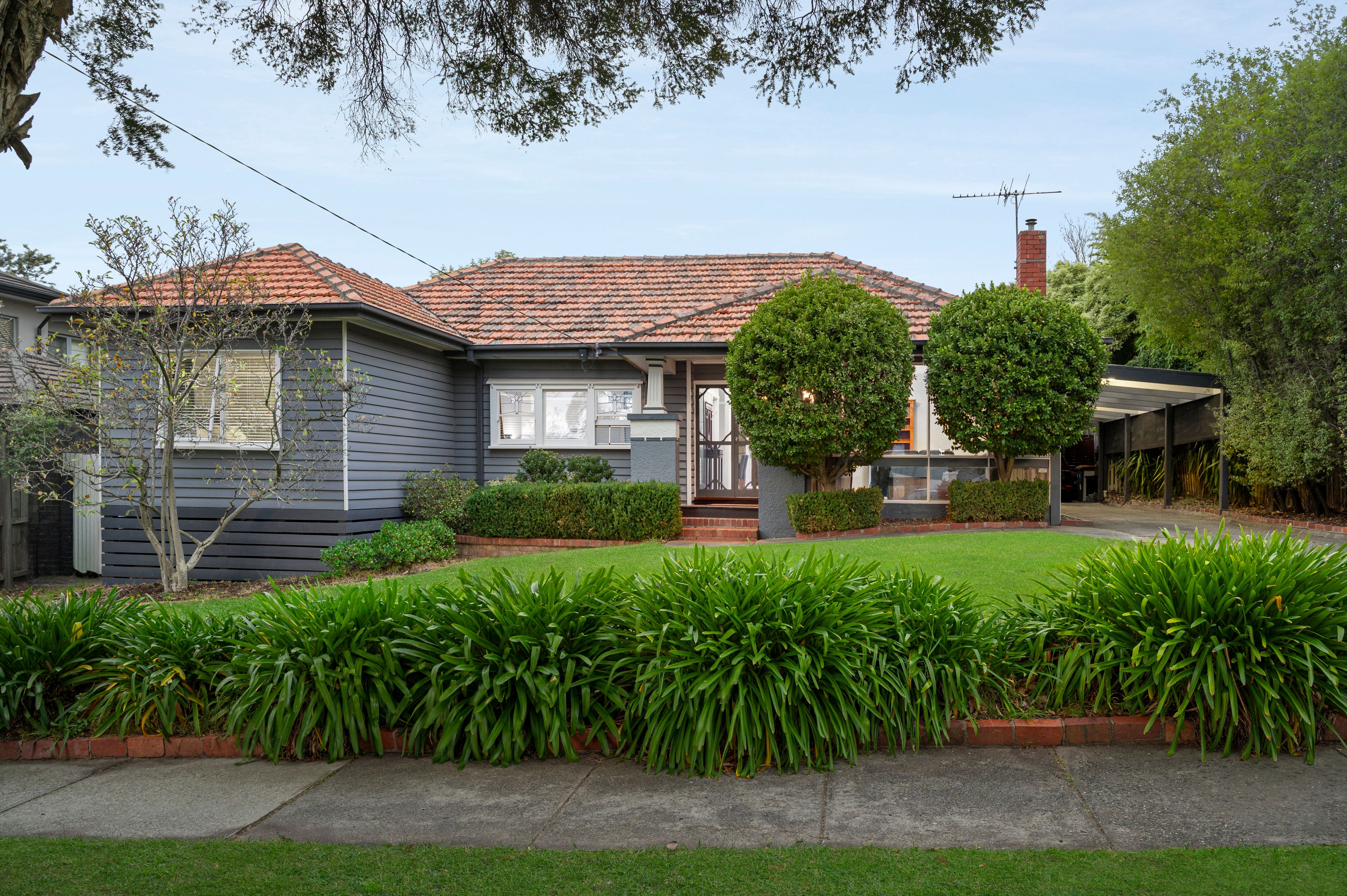 2 Hill Street — photo from Ray White Burwood