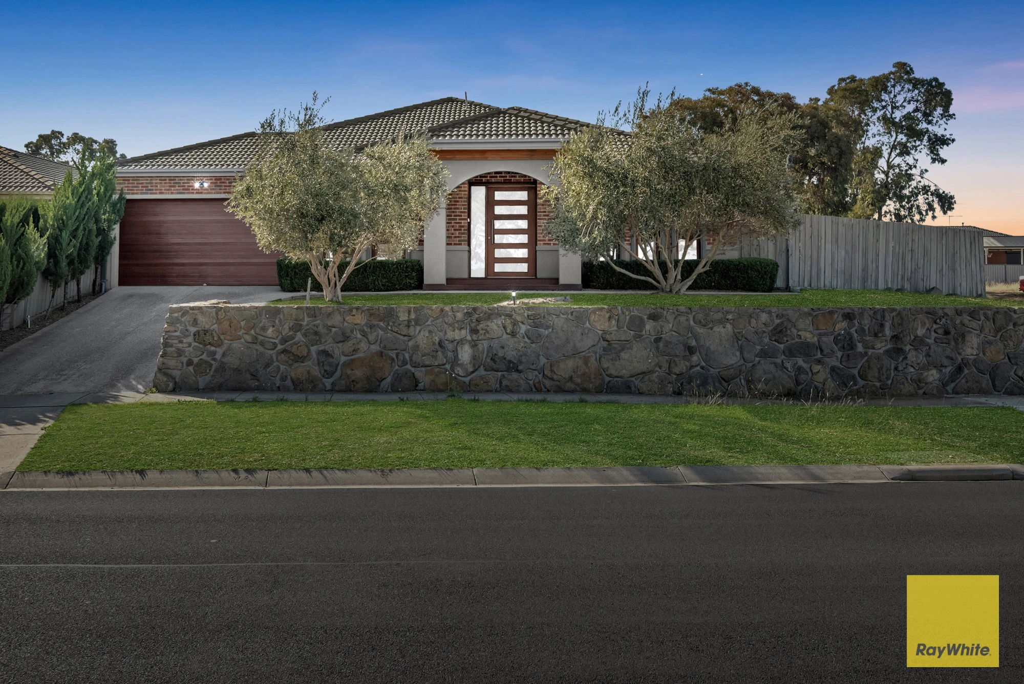 74 Dalray Crescent, Kurunjang, VIC 3337