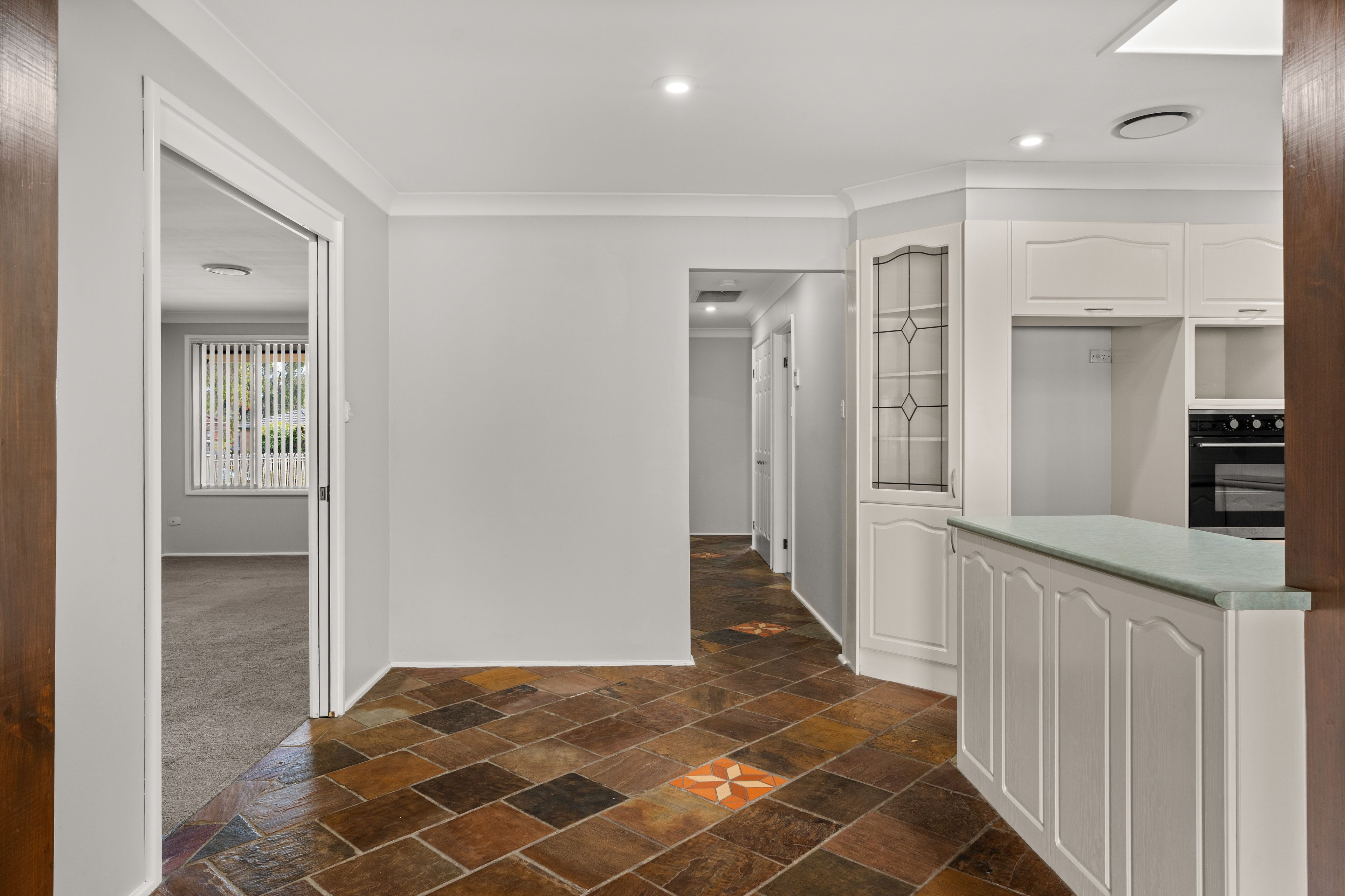 9 Coolibah Place — photo 7 of 18