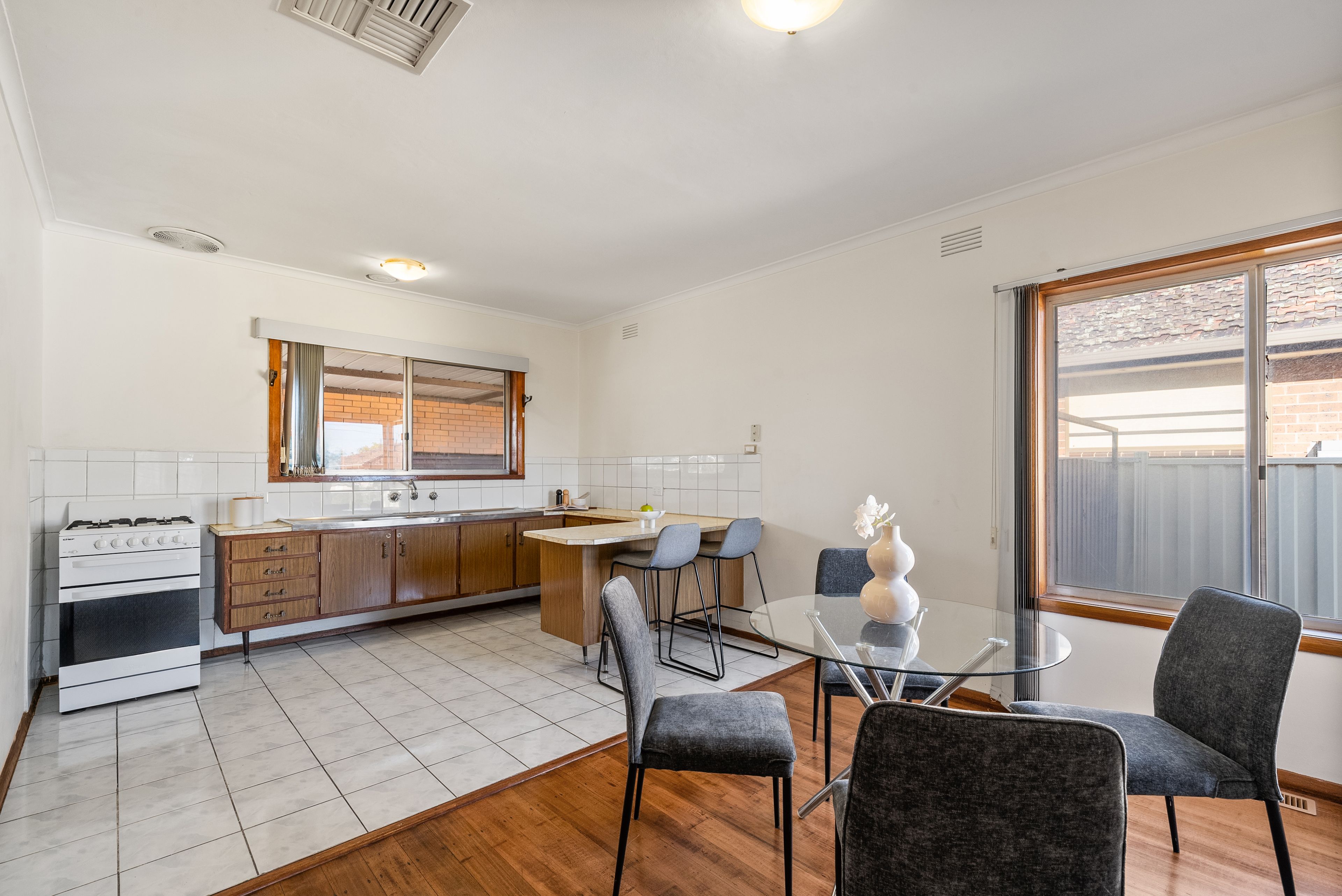 46 Kay Avenue — photo 5 of 16