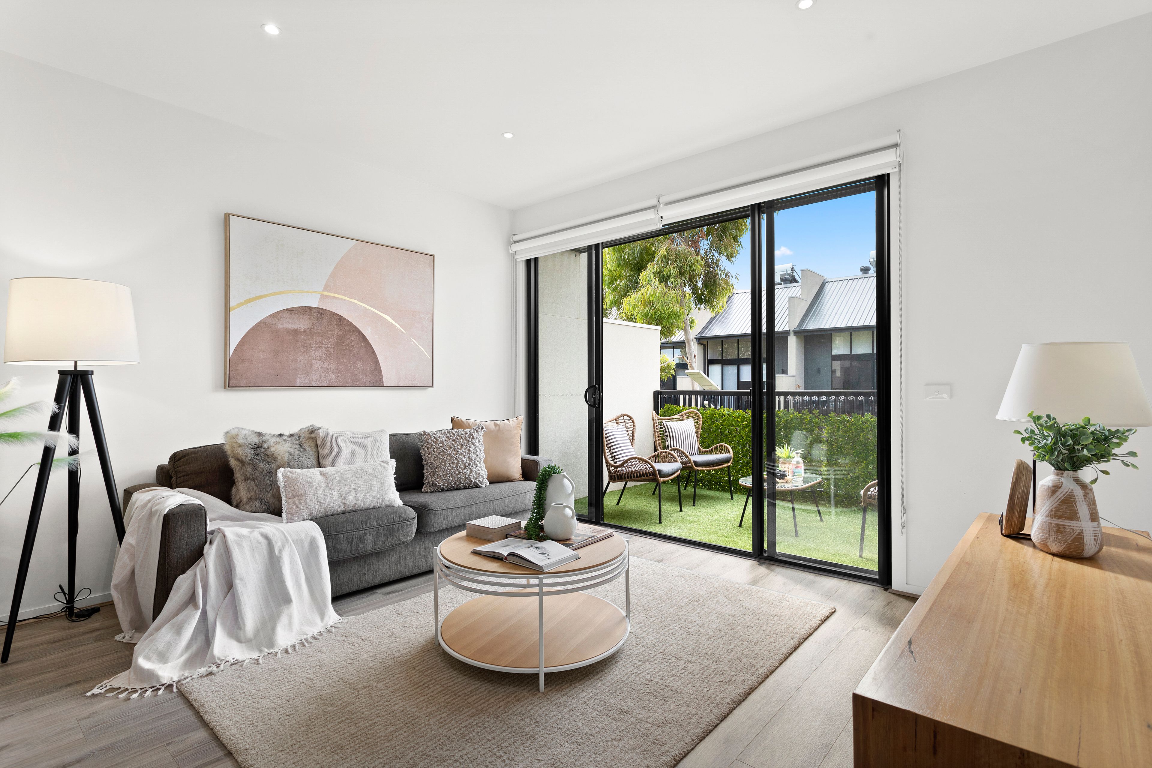 10 Central Park Walk, Cheltenham, VIC 3192