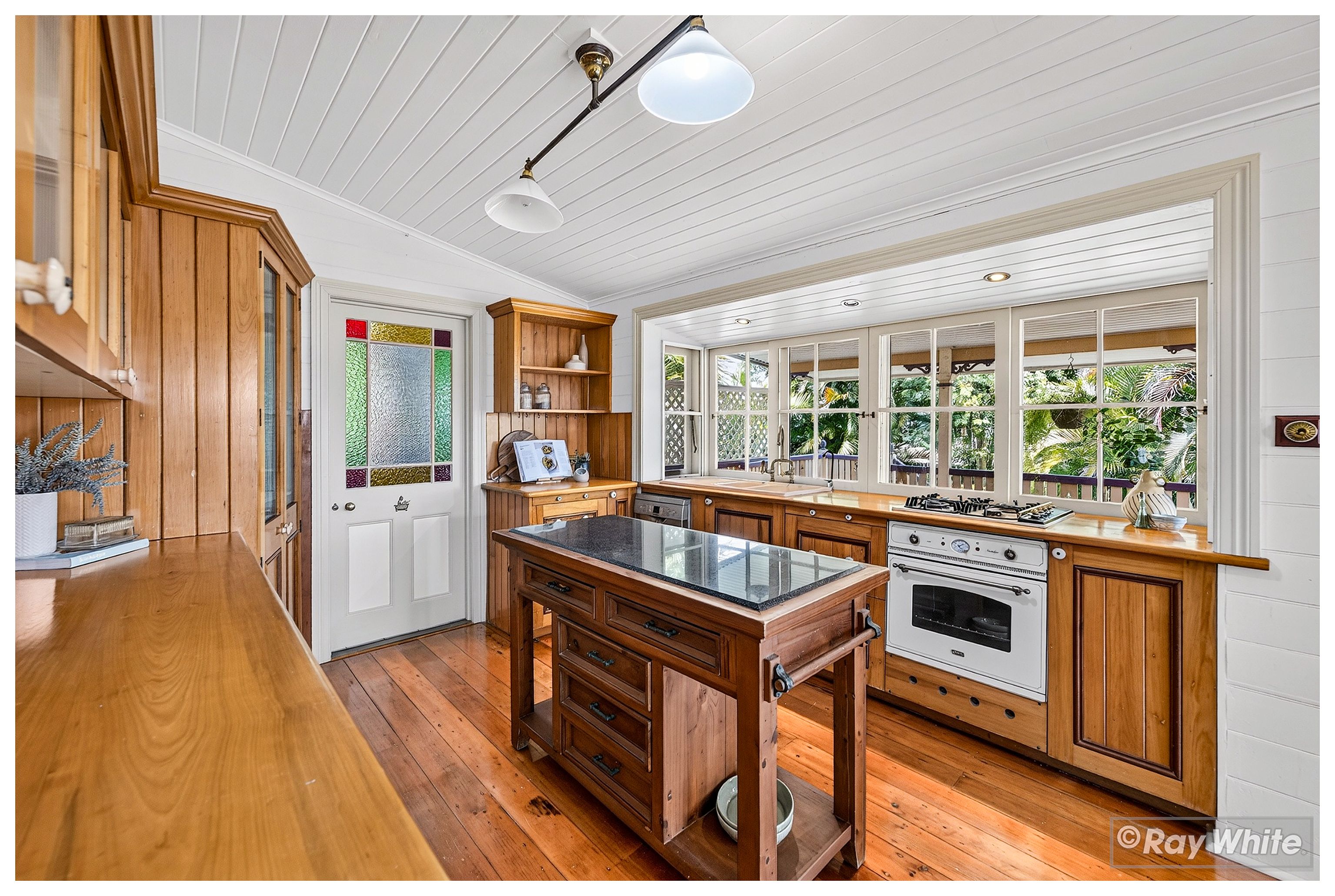 10 HARDACRE Street, Wandal, QLD 4700