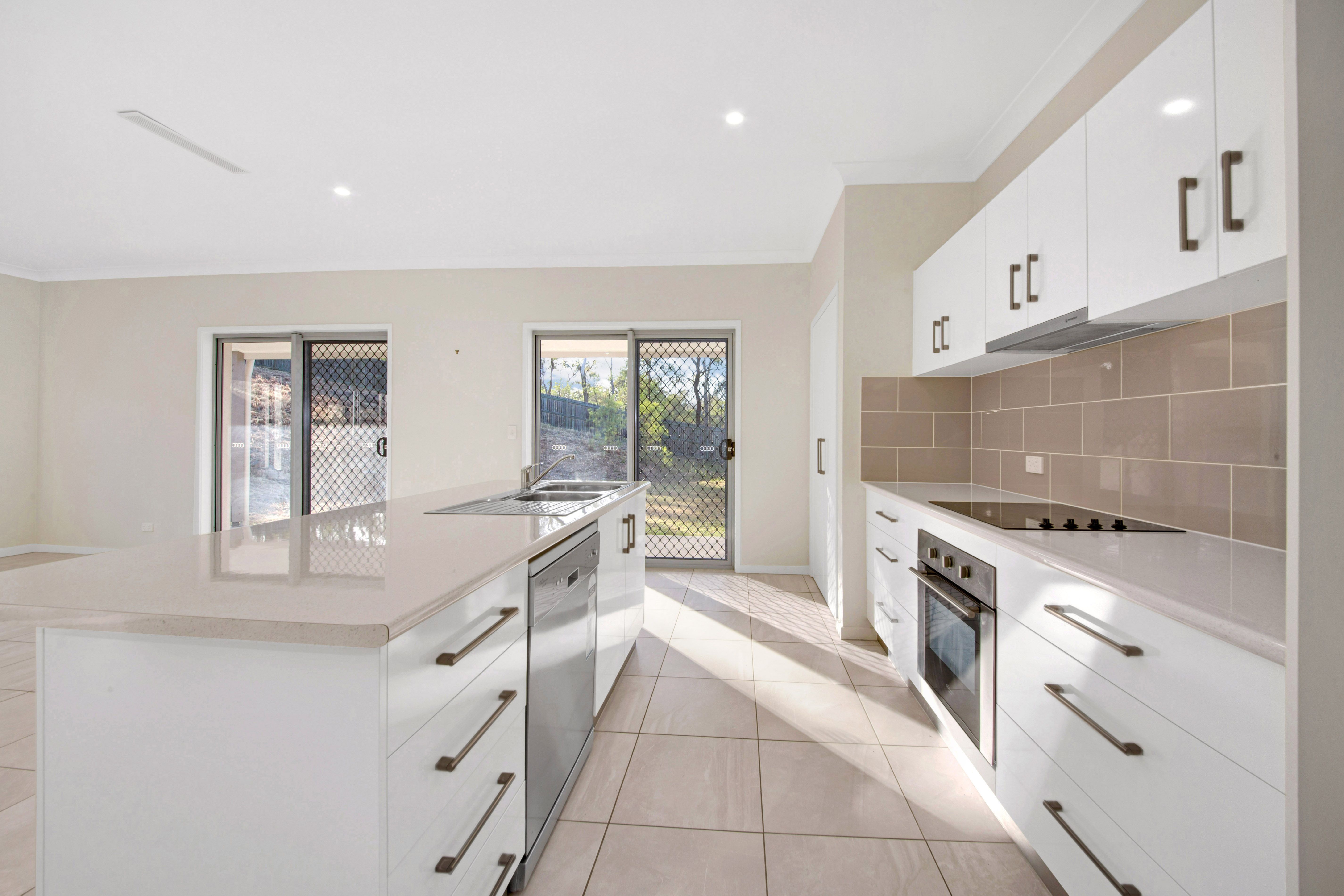1/29 Telopea Place, Kirkwood, QLD 4680