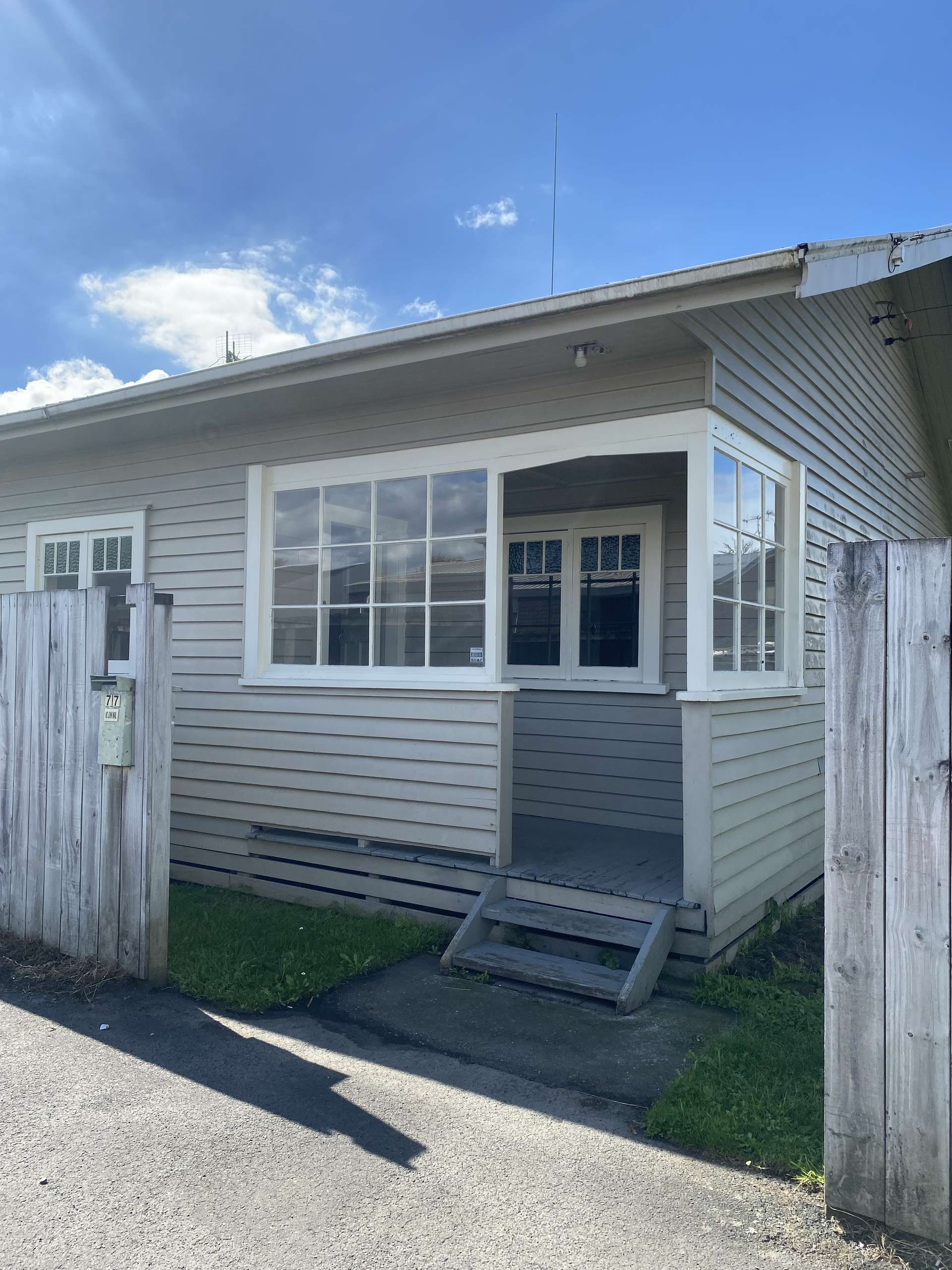 77 Albert Street photo 0