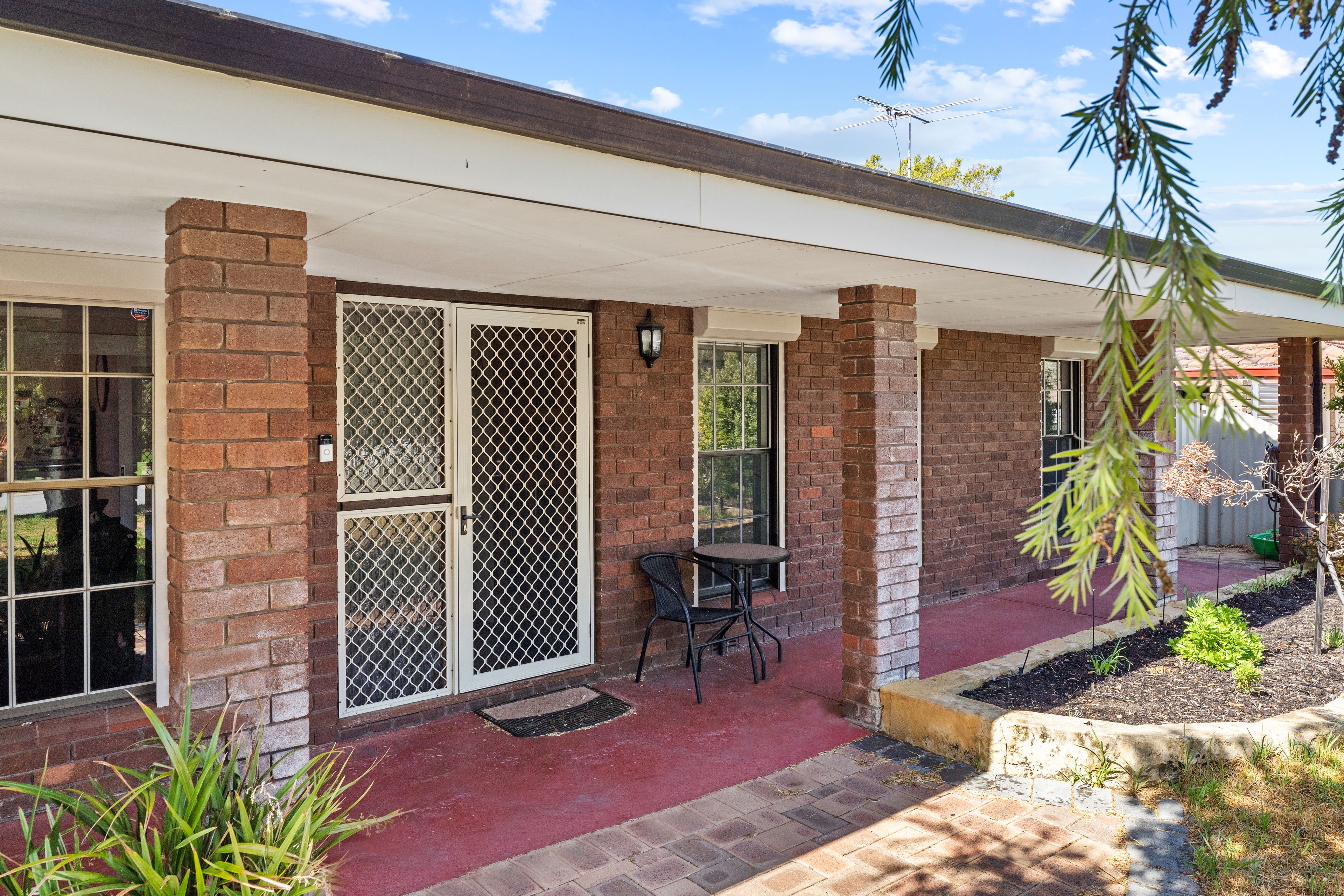 18 Kenton Way, Rockingham, WA 6168 Sold House Ray White Rockingham