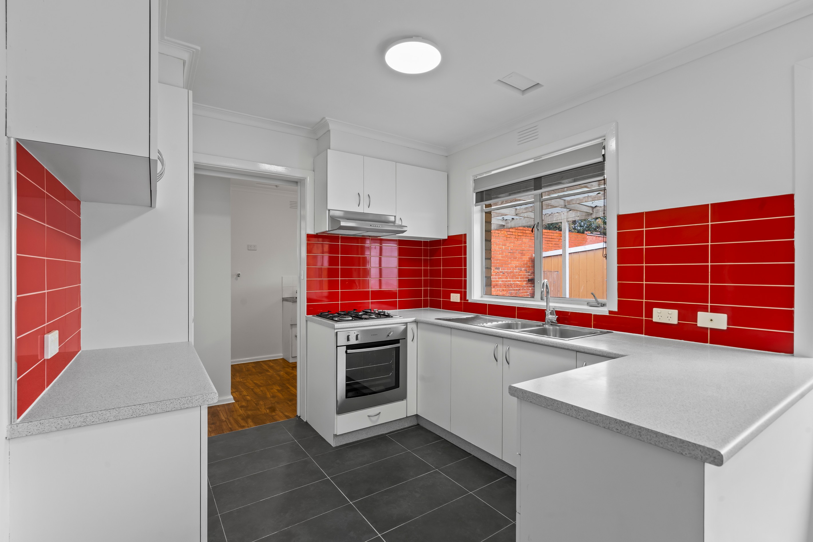 5 Jacaranda Avenue, Cheltenham, VIC 3192