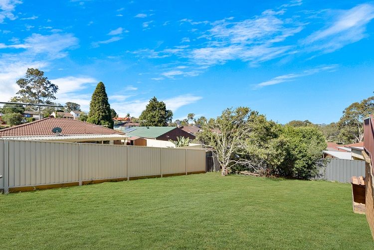 3 Copperfield Drive, Rosemeadow, NSW 2560
