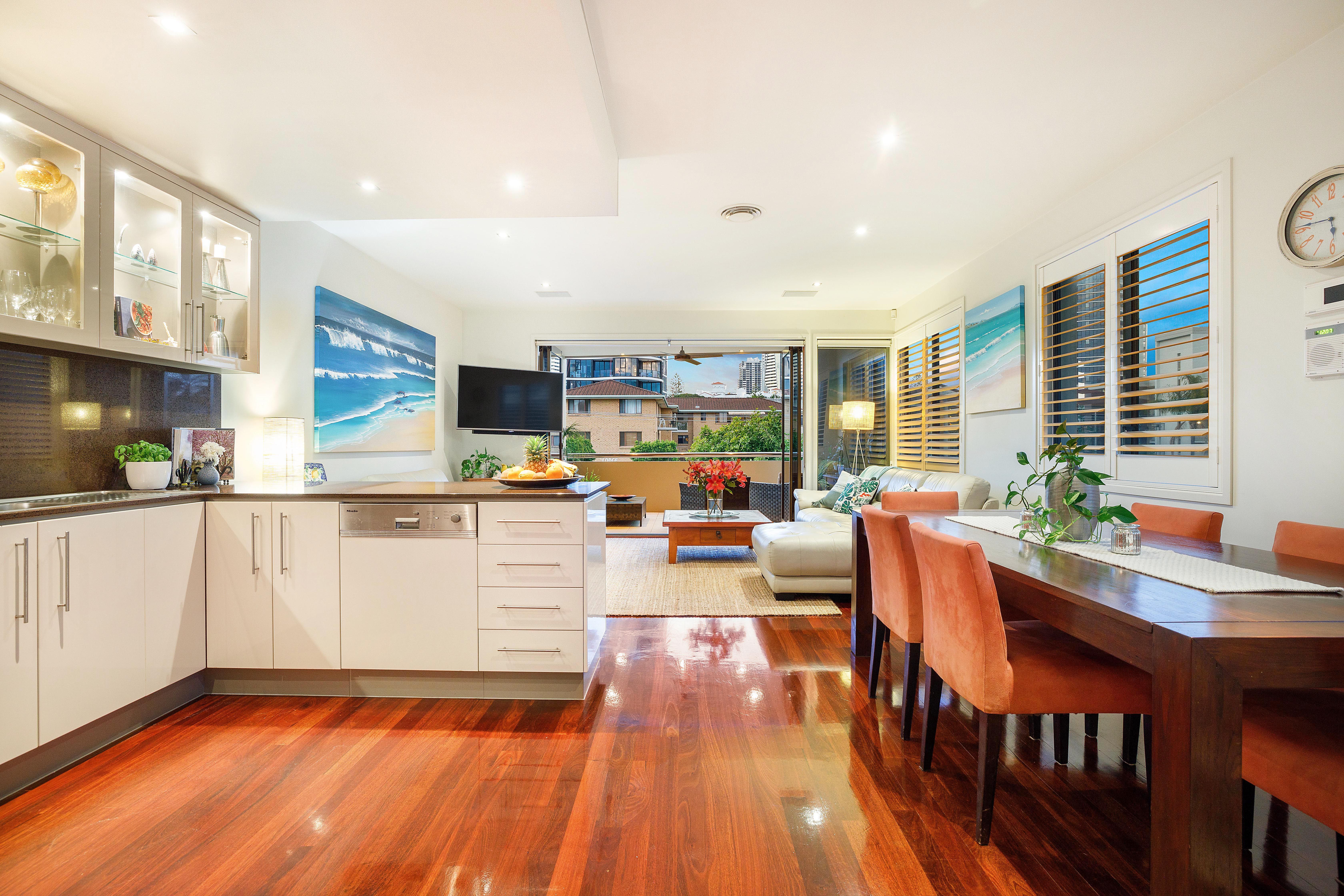 1/28 Armrick Avenue, Broadbeach, QLD 4218