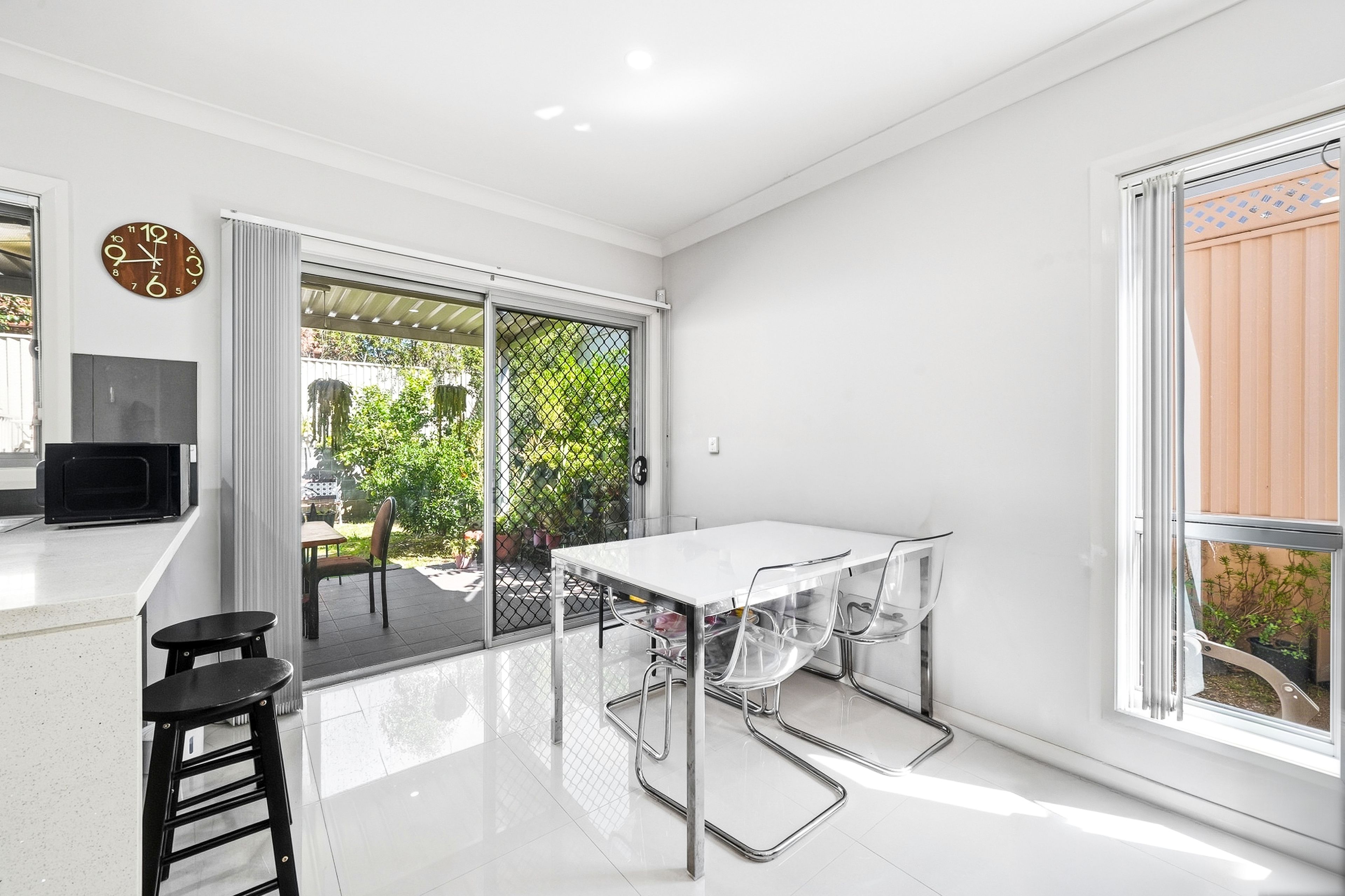 24A Adelaide Street — photo 5 of 17