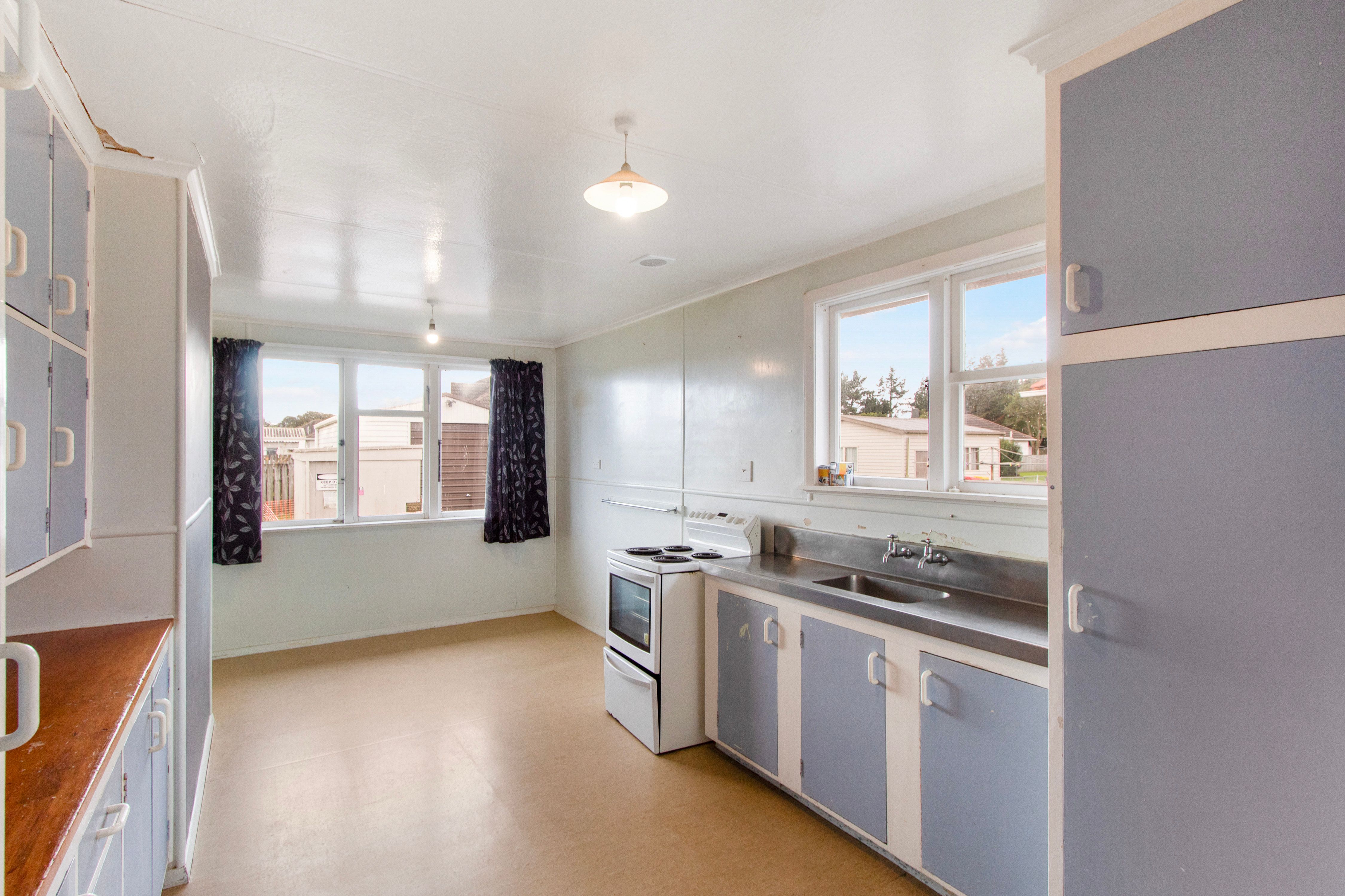 8 Russell Avenue, Papakura, Papakura