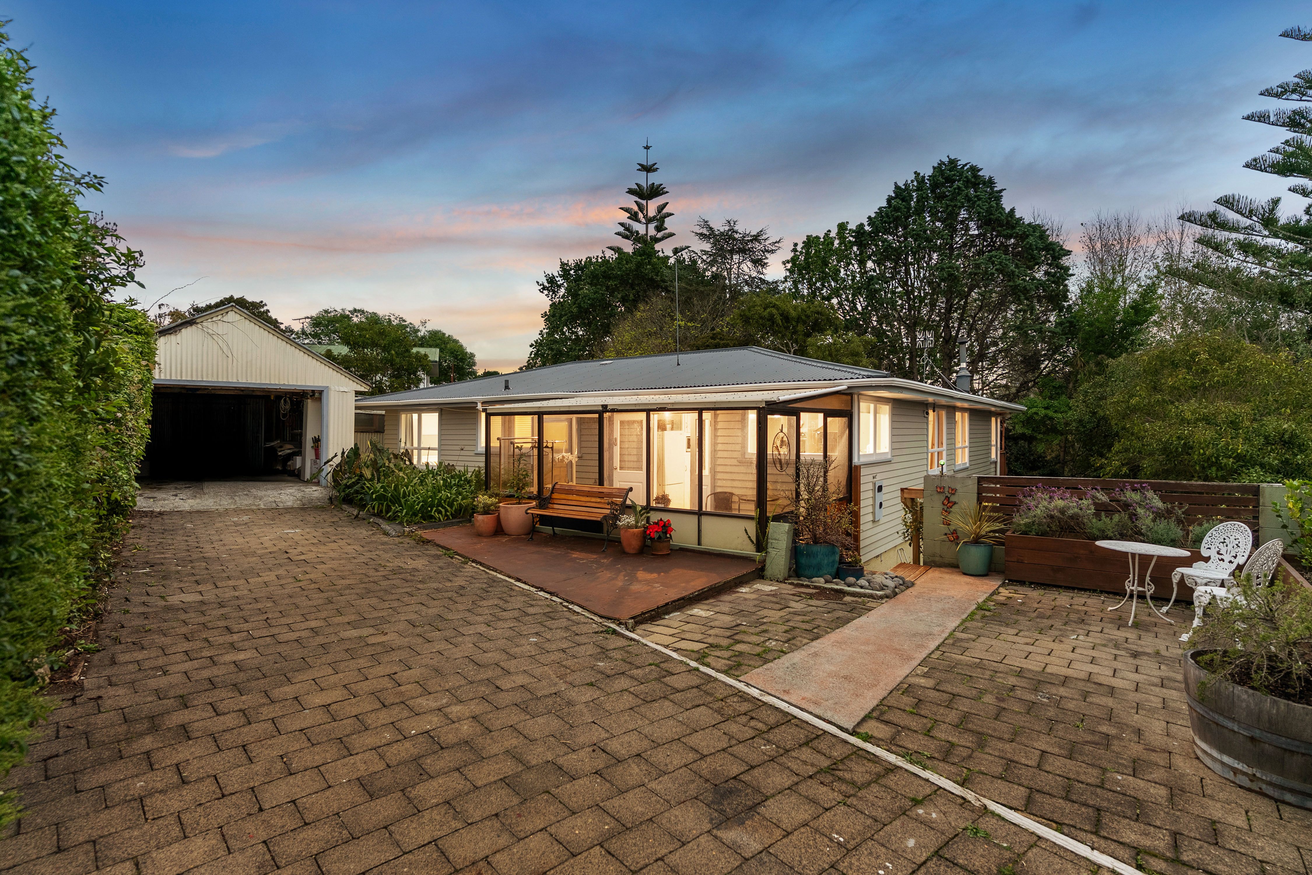 70 Fairclough Road, Beach Haven, North Shore City