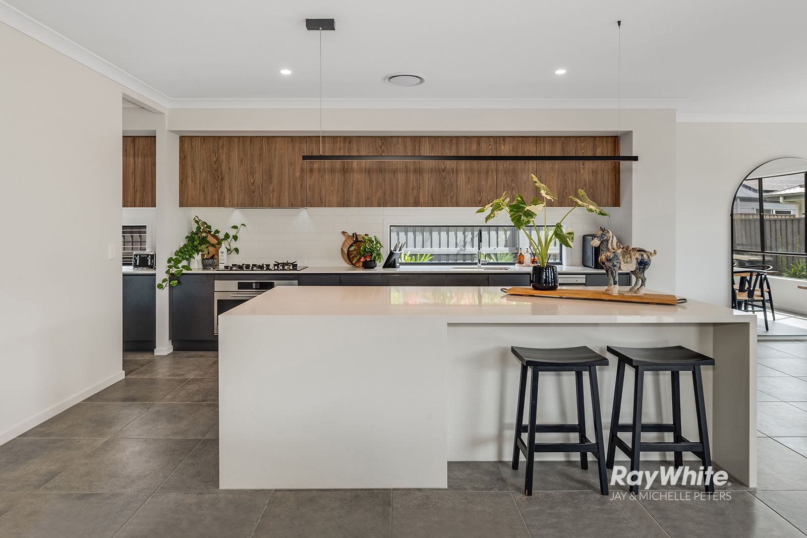 33 Clearwater Street, Newport, QLD 4020
