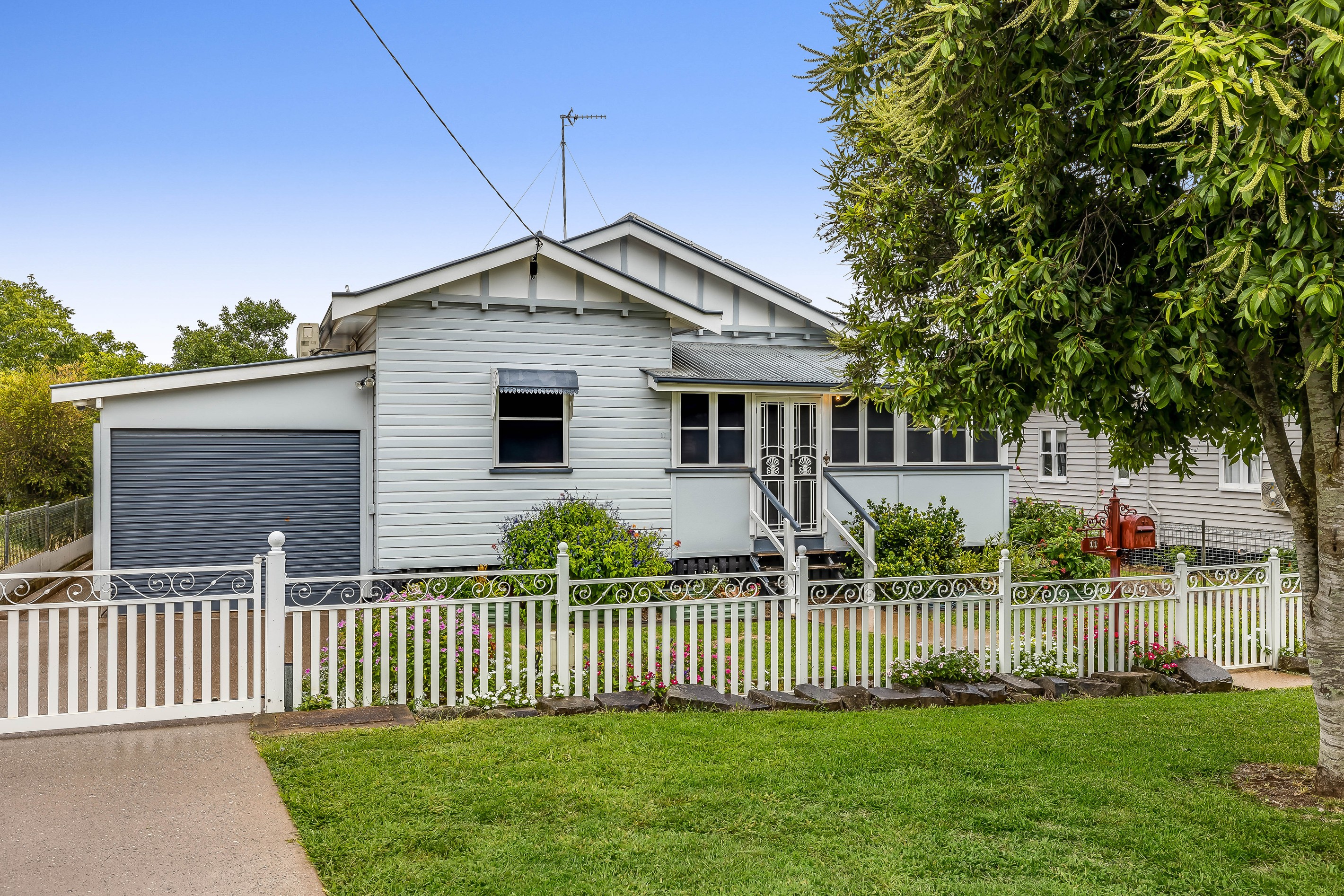 11 Parkinson Street, South Toowoomba, QLD 4350