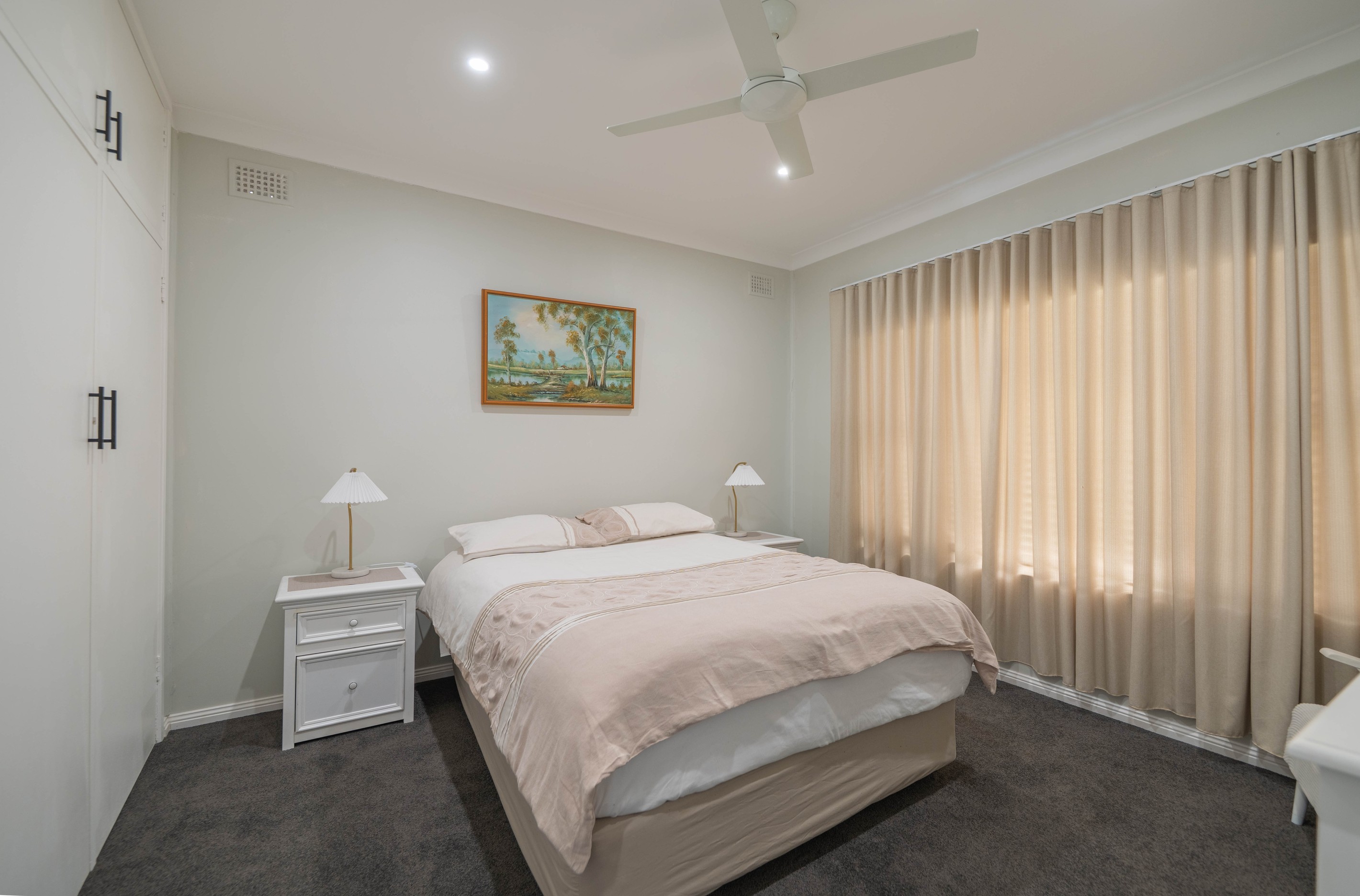 11 Armstrong Street, Parkes, NSW 2870